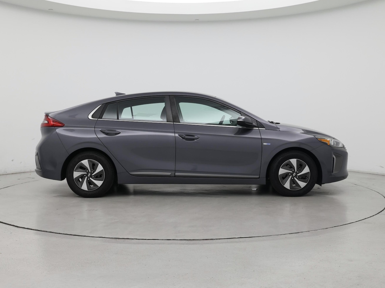 2018 Hyundai IONIQ SEL - Photo 8