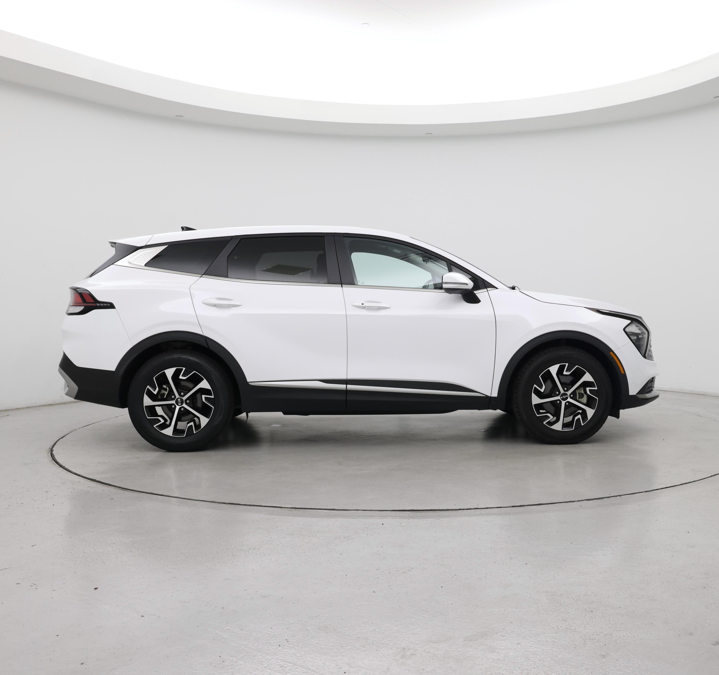 Thumbnail: 2023 Kia Sportage - 7