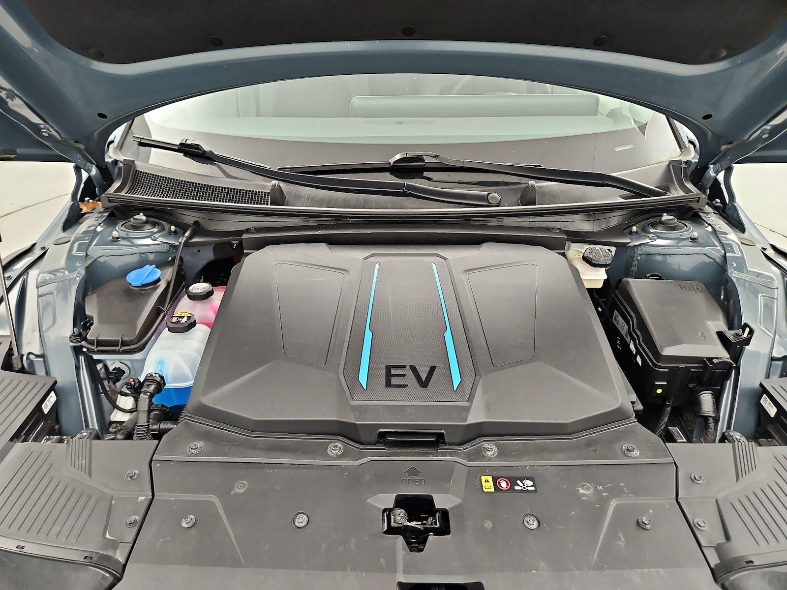 2023 Hyundai IONIQ 5 SE - Photo 23
