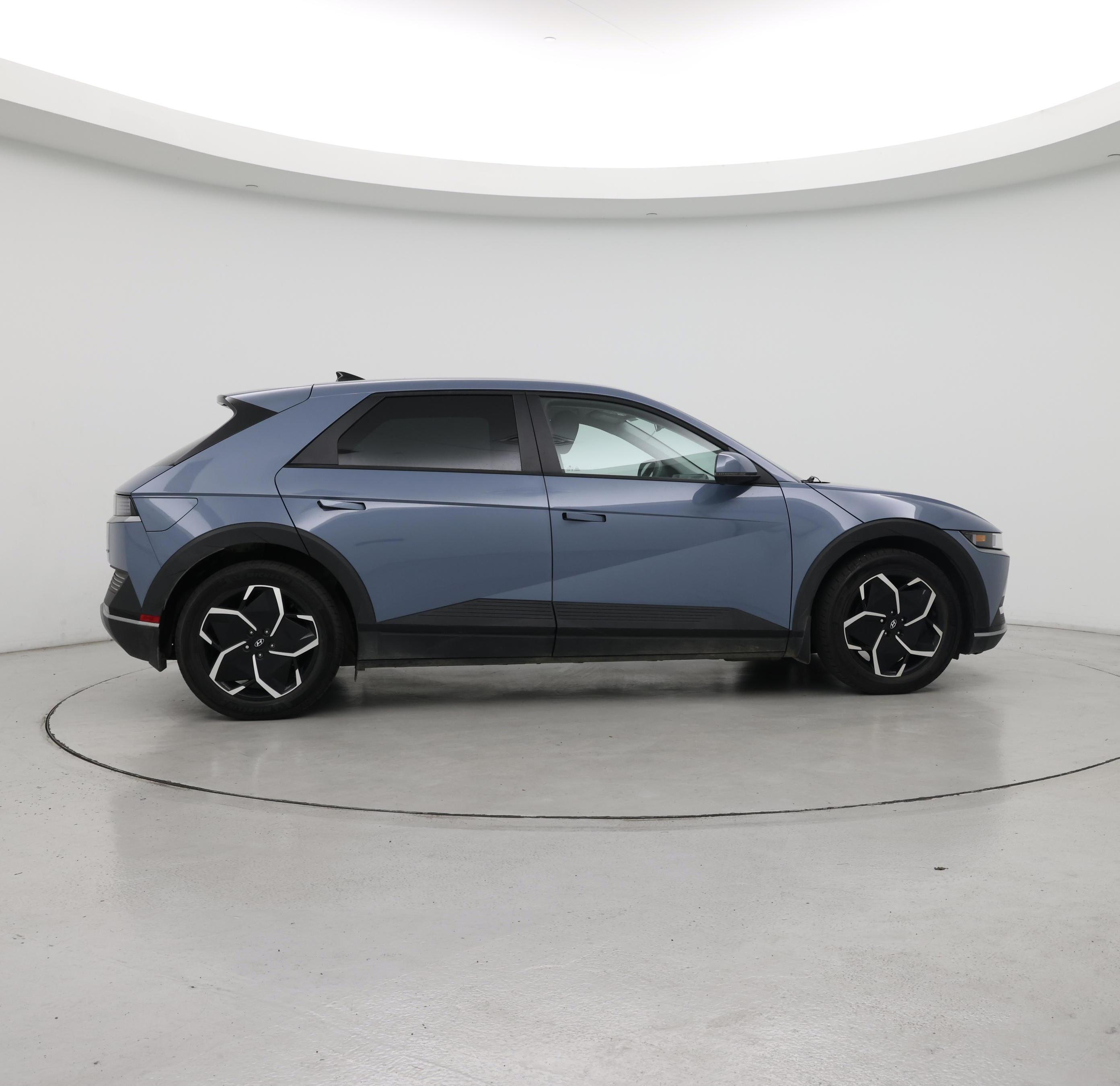 Thumbnail: 2023 Hyundai Ioniq 5 - 7