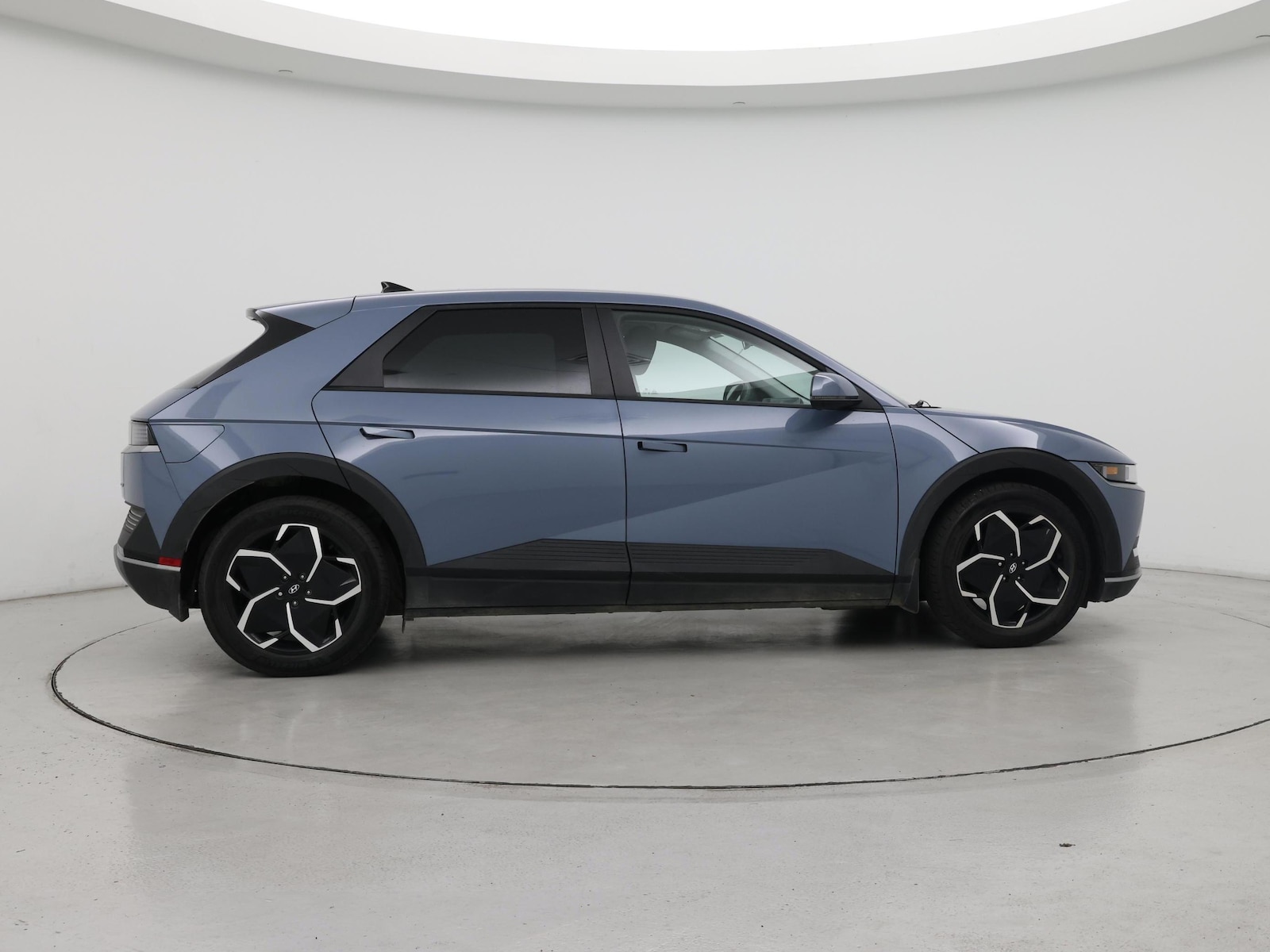 2023 Hyundai IONIQ 5 SE - Photo 8