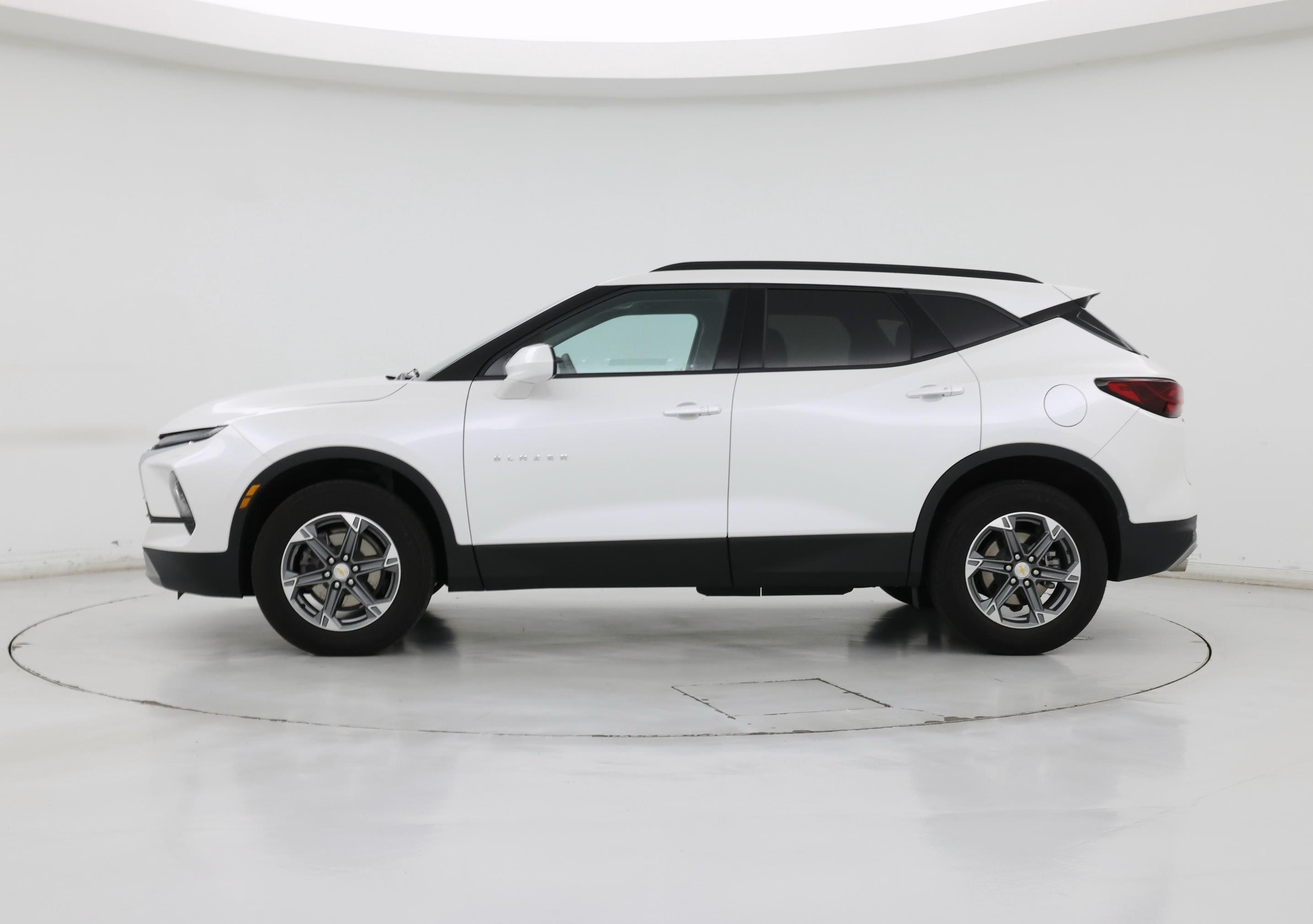 Thumbnail: 2024 Chevrolet Blazer - 3