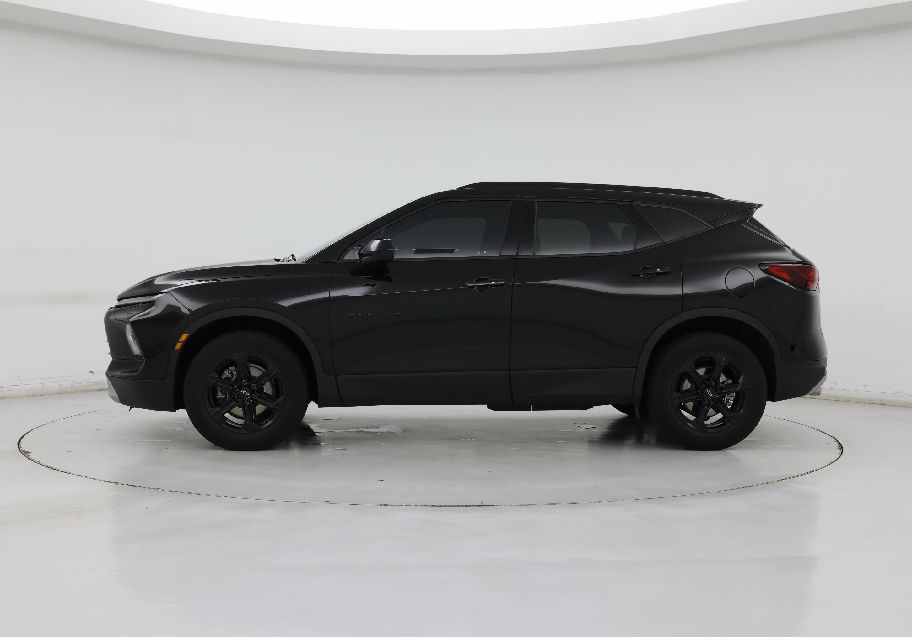 Thumbnail: 2024 Chevrolet Blazer - 3