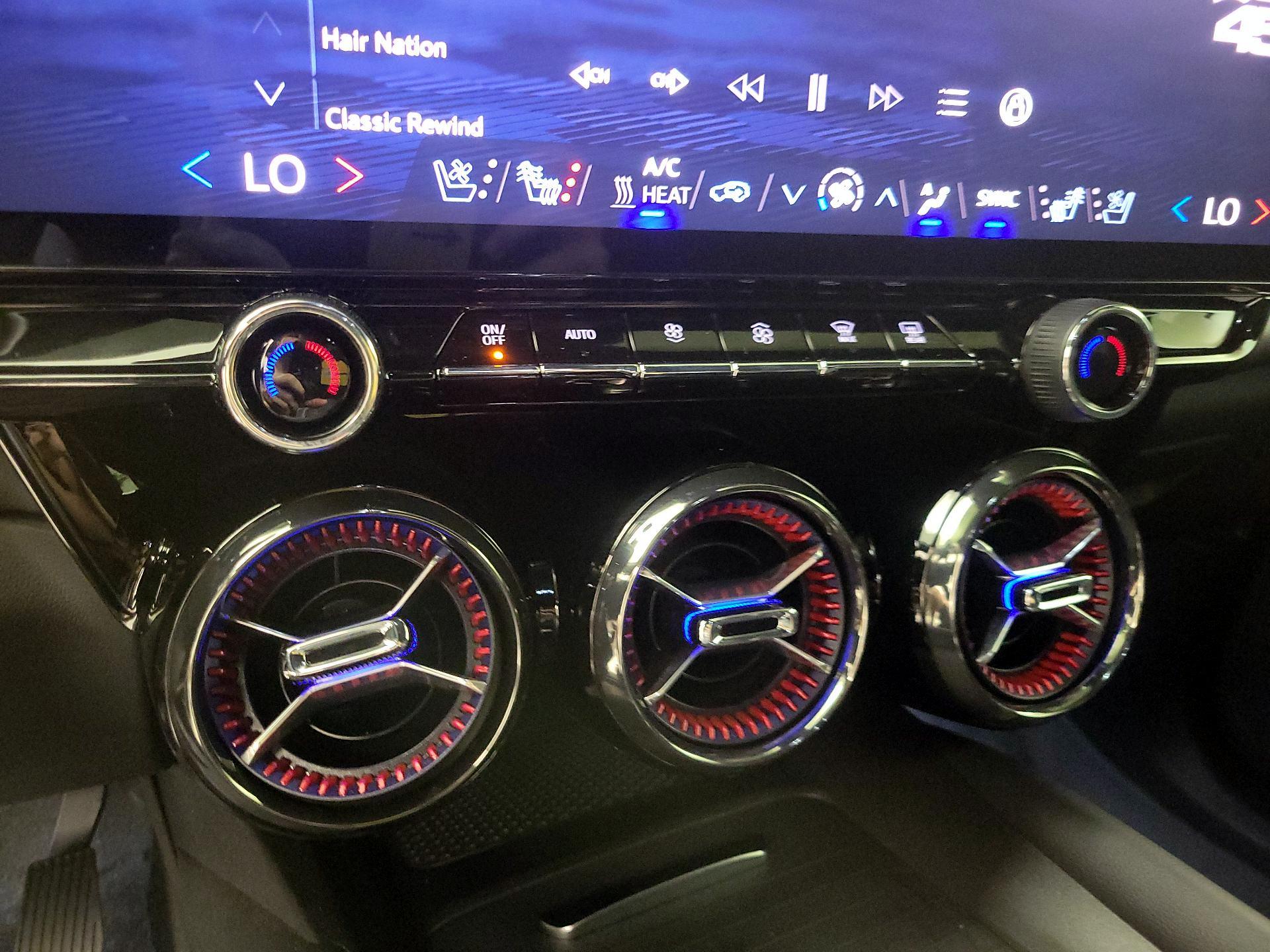 Thumbnail: 2024 Chevrolet Blazer EV - 16