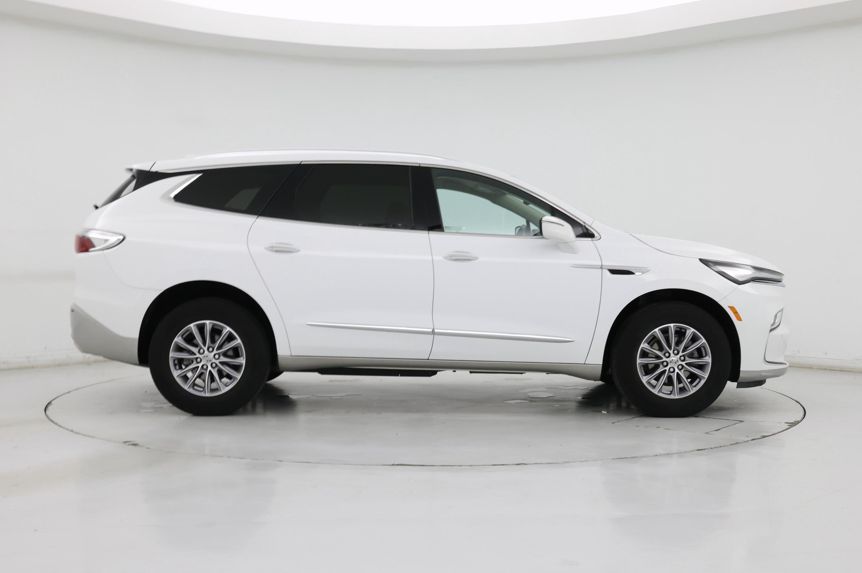 Thumbnail: 2023 Buick Enclave - 7