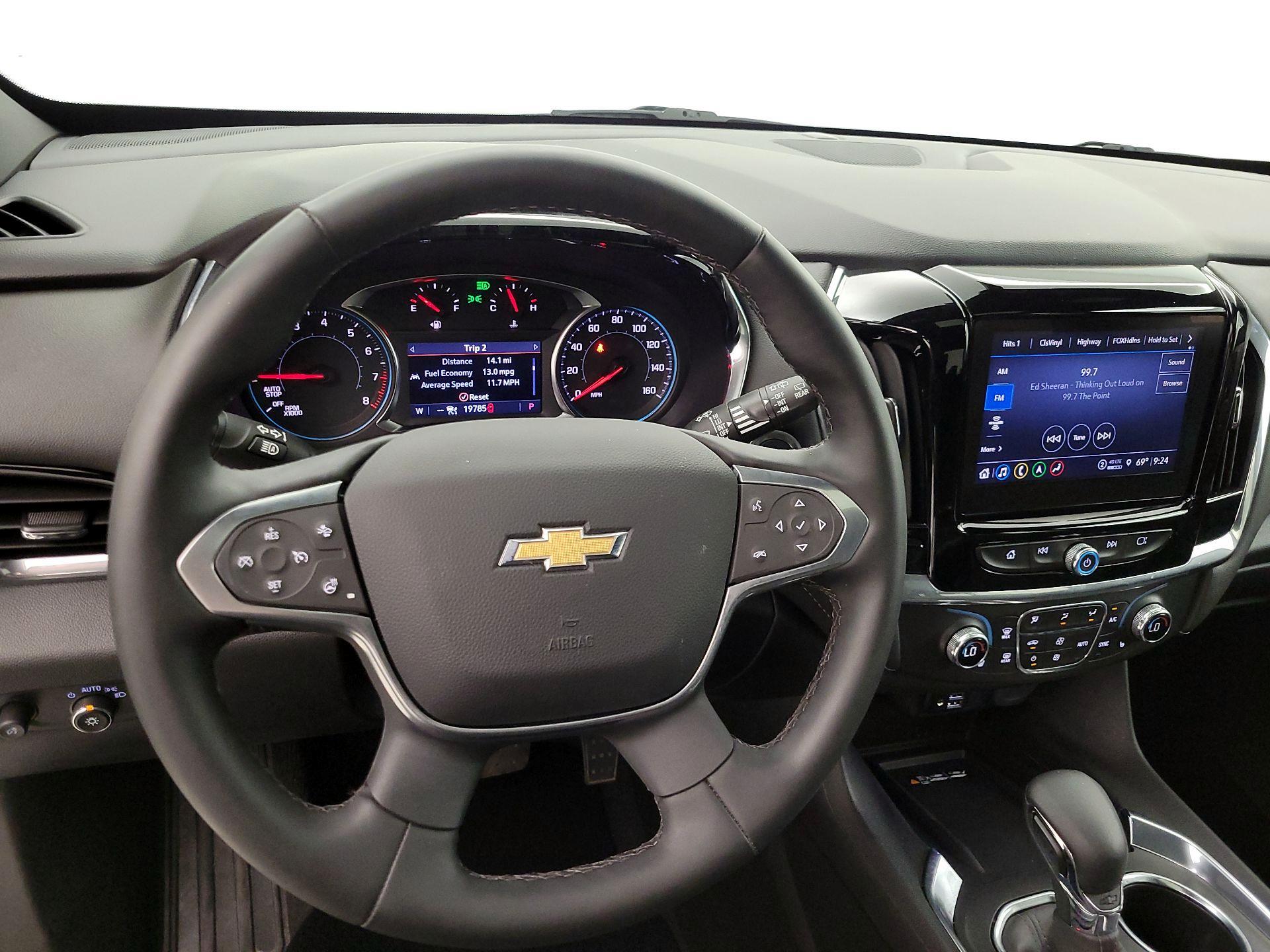 Thumbnail: 2023 Chevrolet Traverse - 10