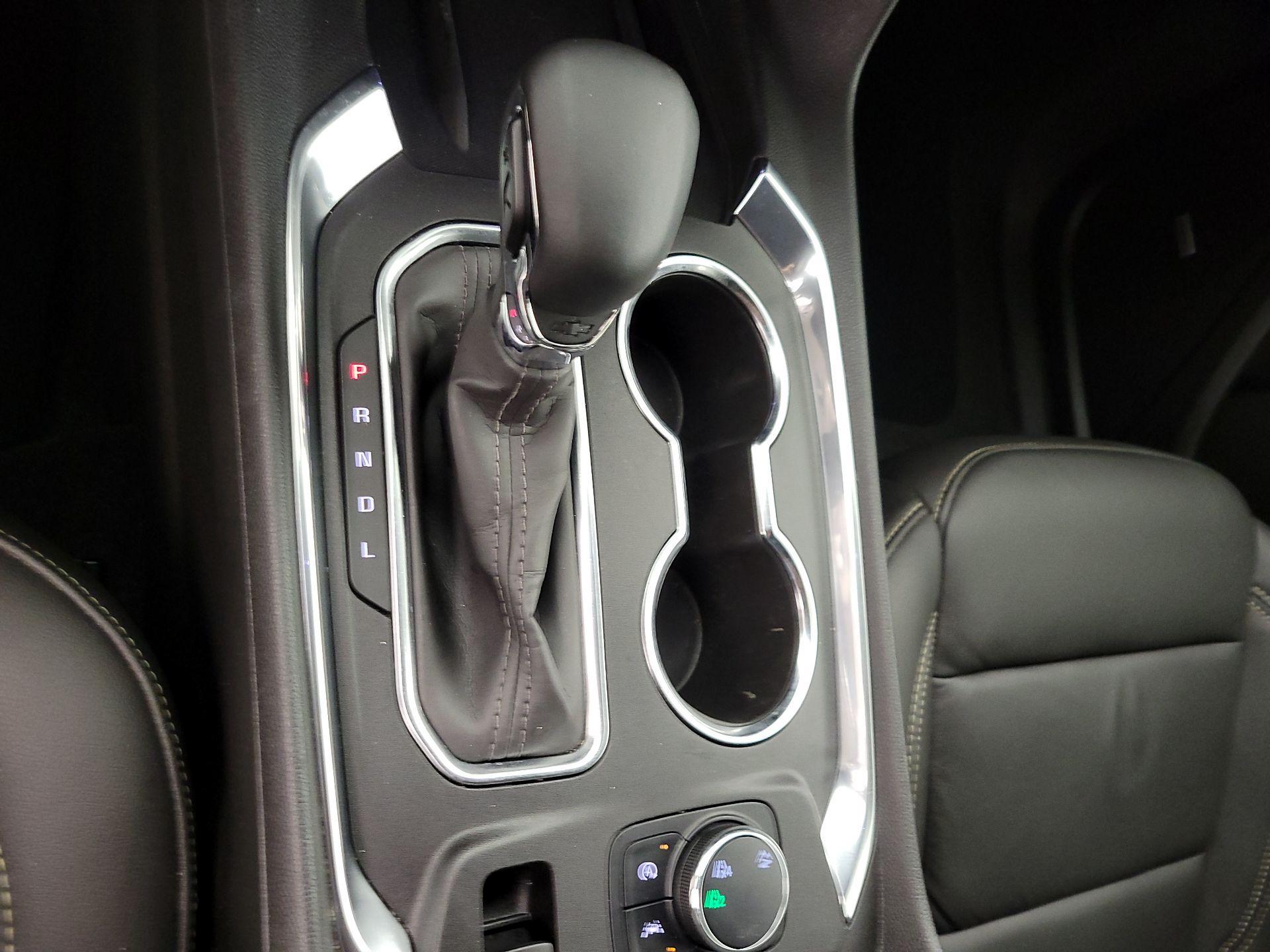 Thumbnail: 2023 Chevrolet Traverse - 17