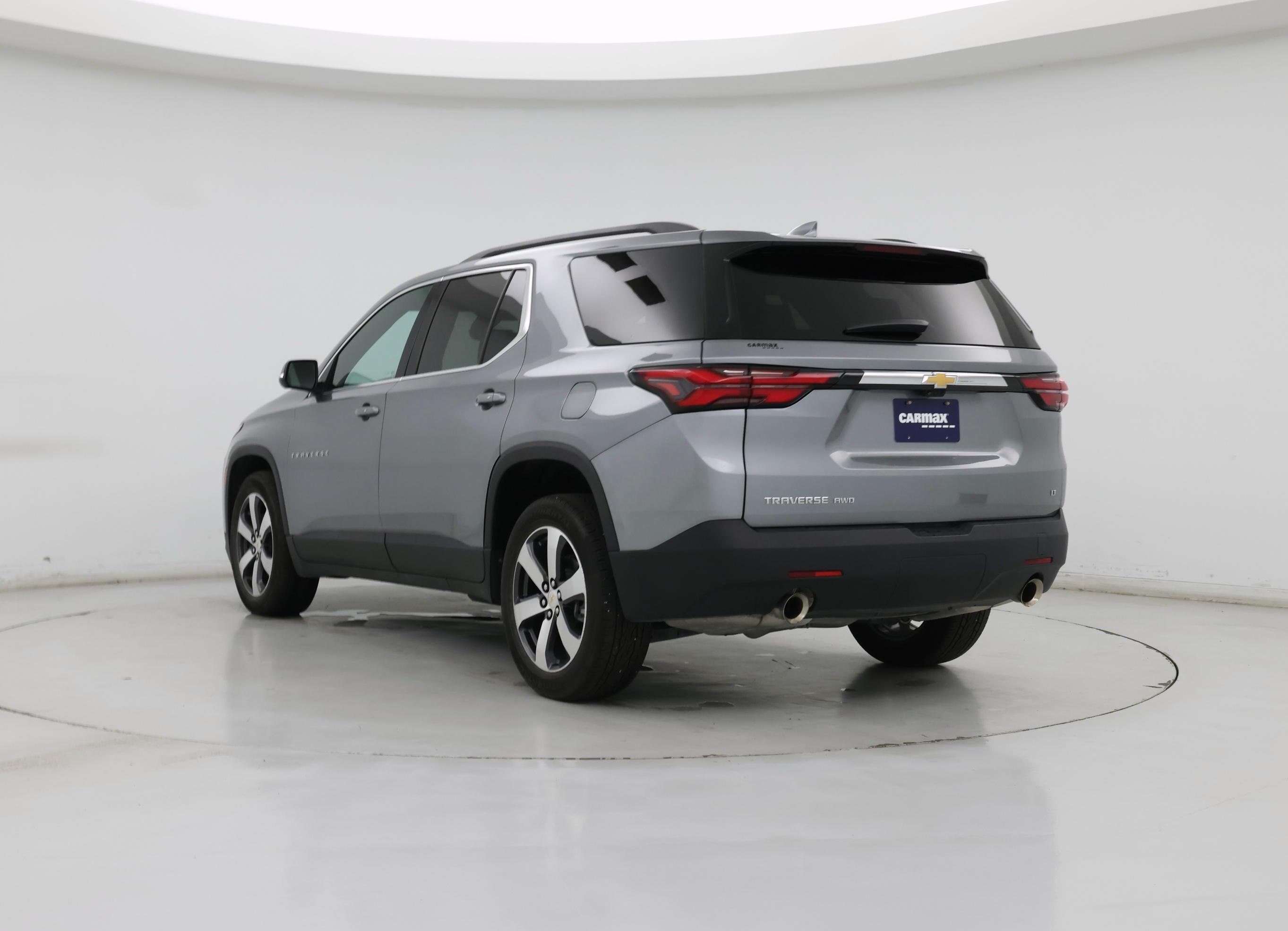 Thumbnail: 2023 Chevrolet Traverse - 2