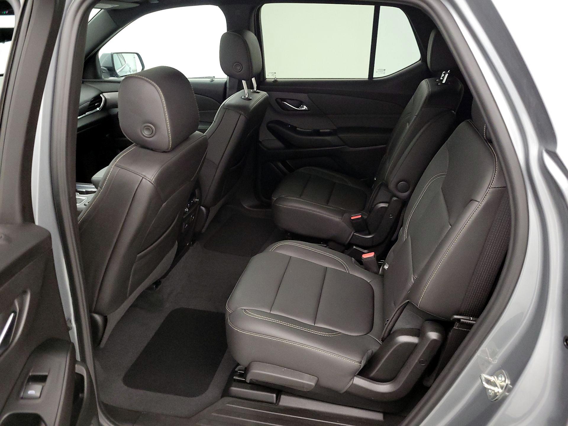 Thumbnail: 2023 Chevrolet Traverse - 20