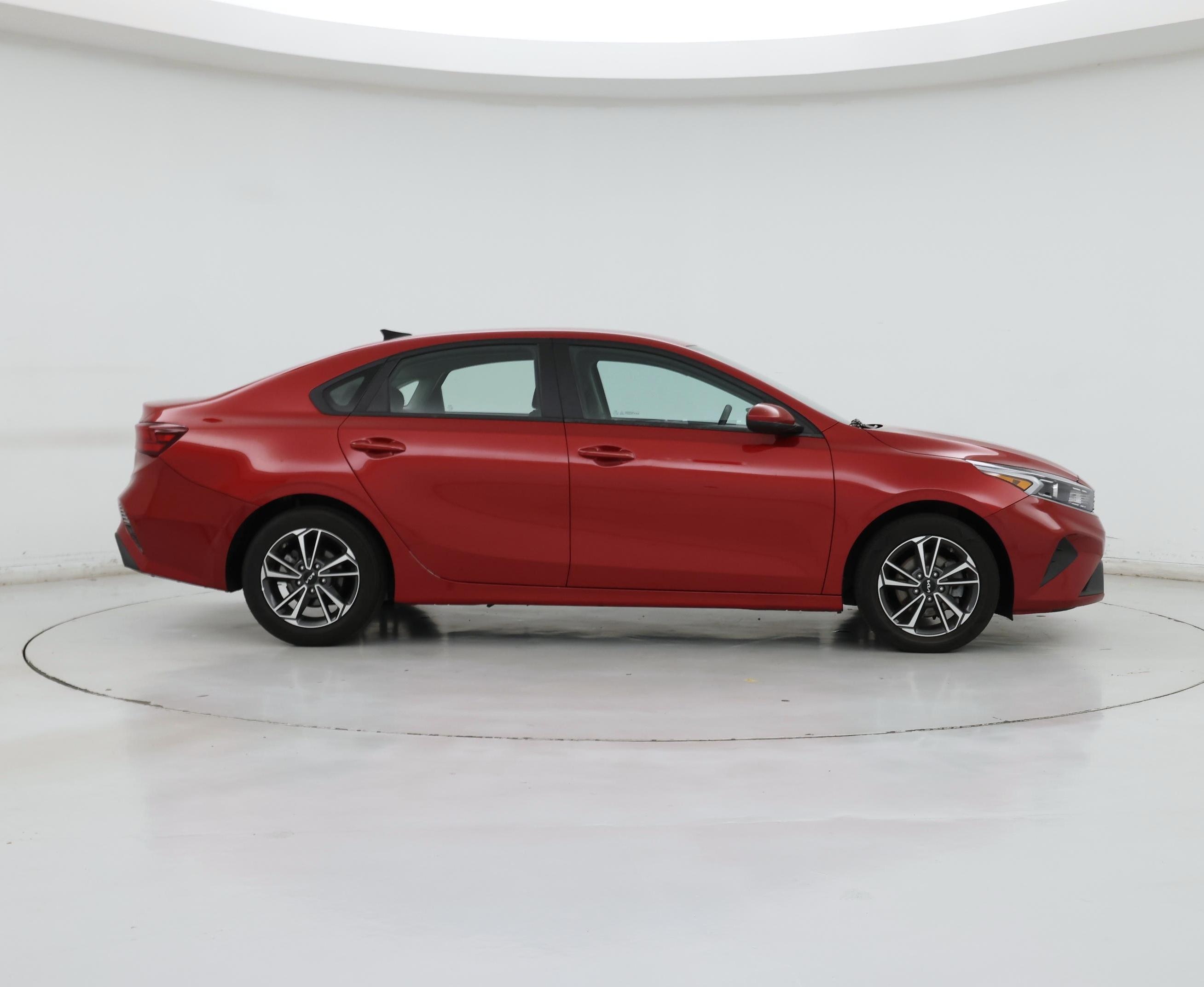 Thumbnail: 2023 Kia Forte - 7