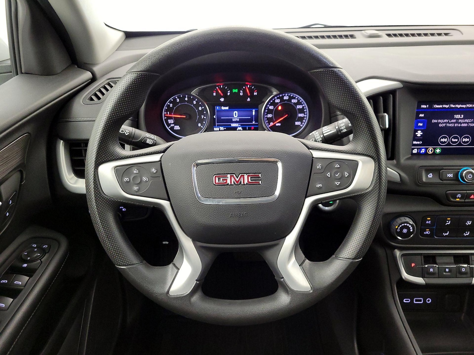 2024 GMC Terrain SLE - Photo 11