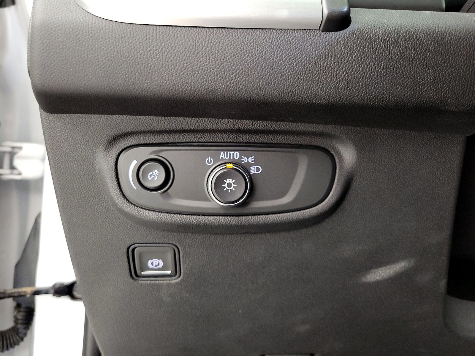 2024 GMC Terrain SLE - Photo 14