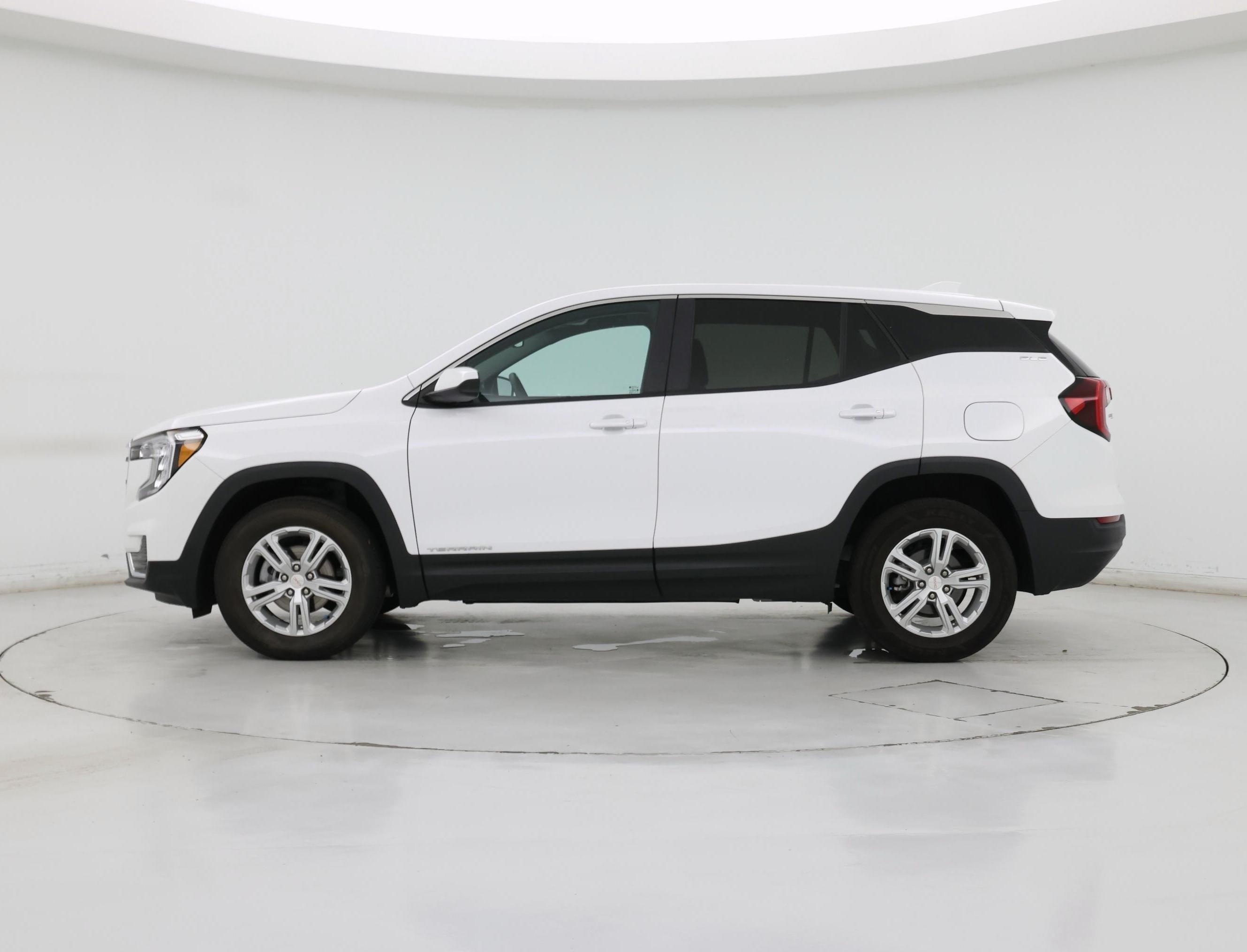 Thumbnail: 2024 GMC Terrain - 3