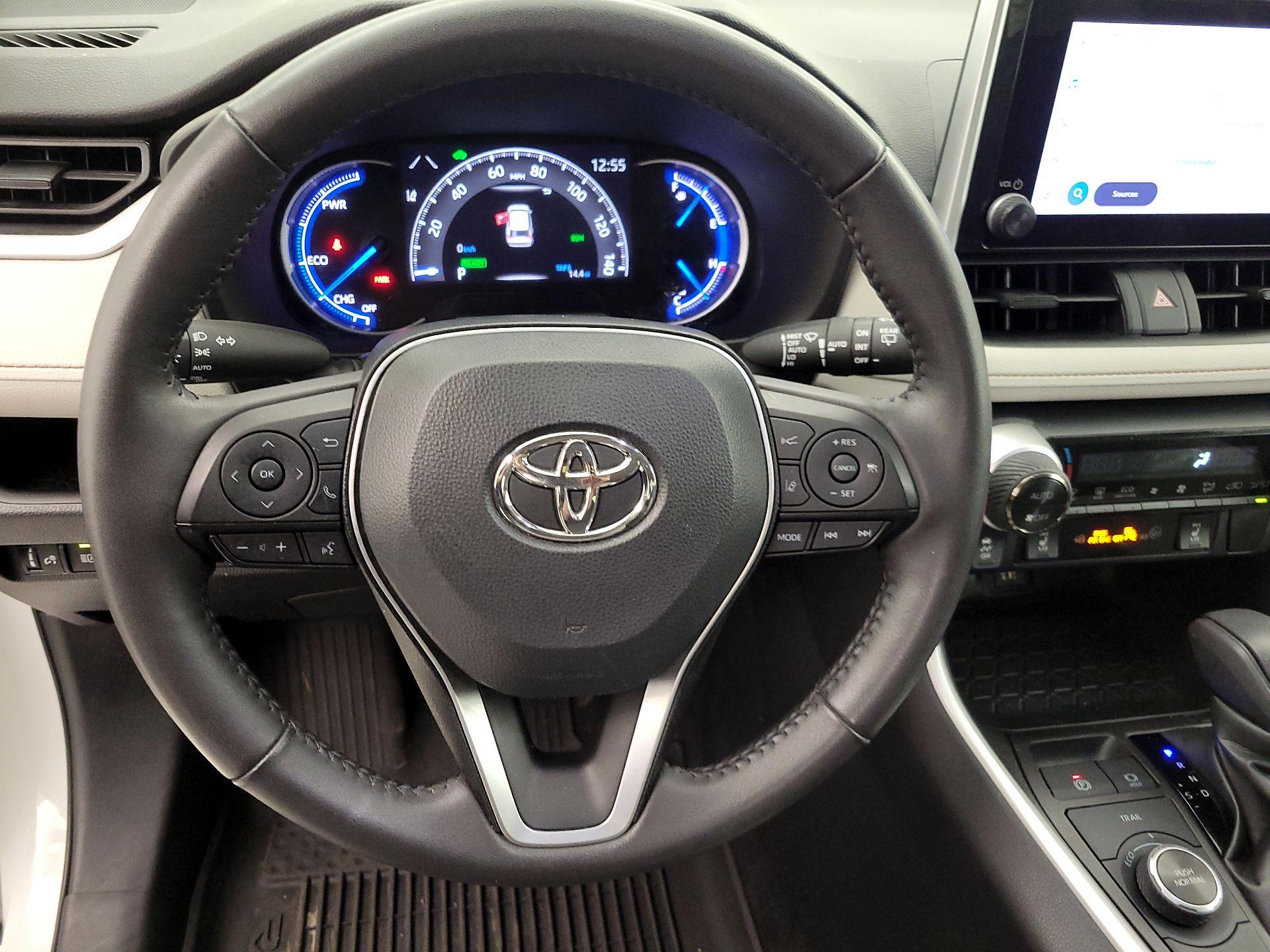 Thumbnail: 2024 Toyota RAV4 - 10