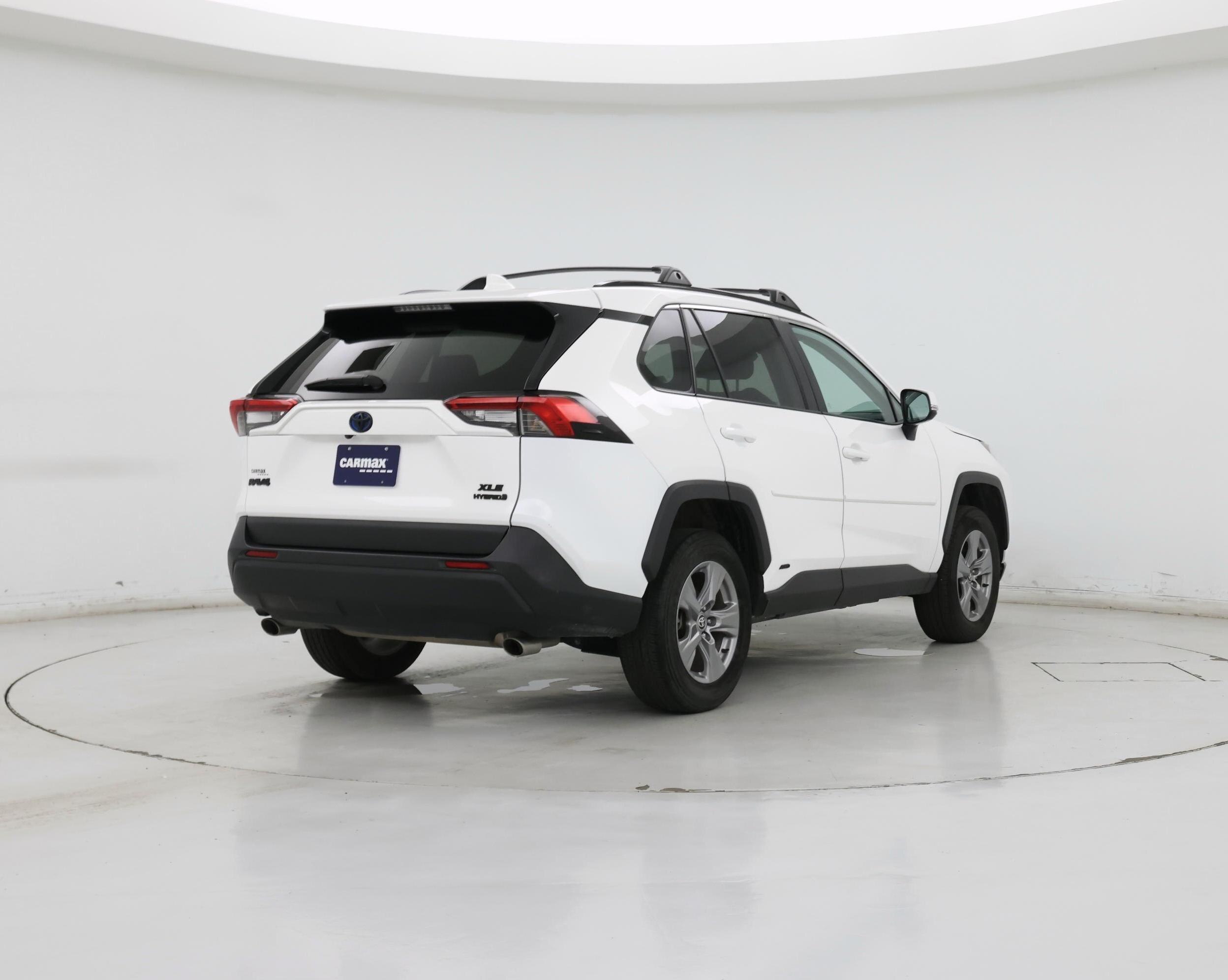 Thumbnail: 2024 Toyota RAV4 - 8
