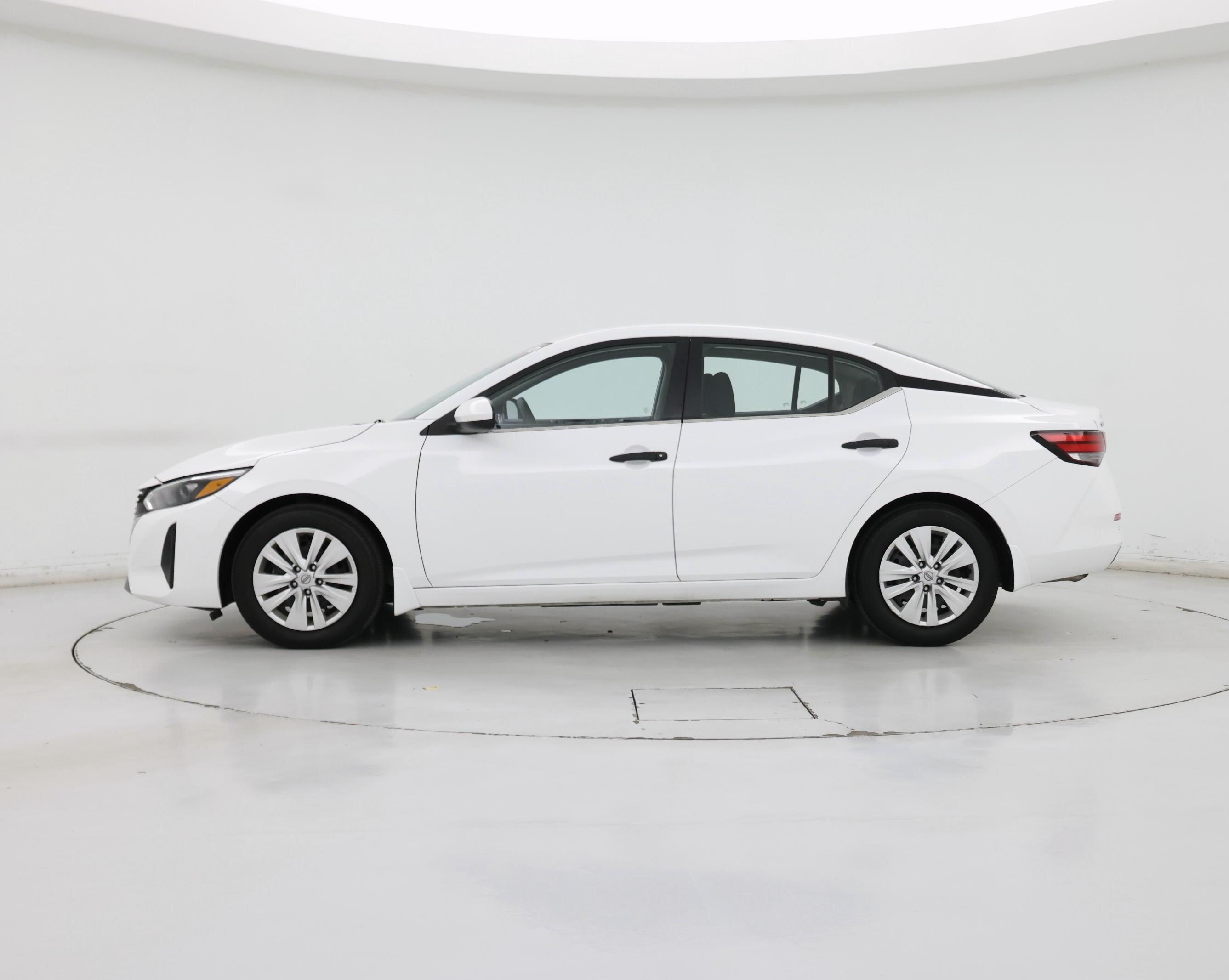 Thumbnail: 2025 Nissan Sentra - 3