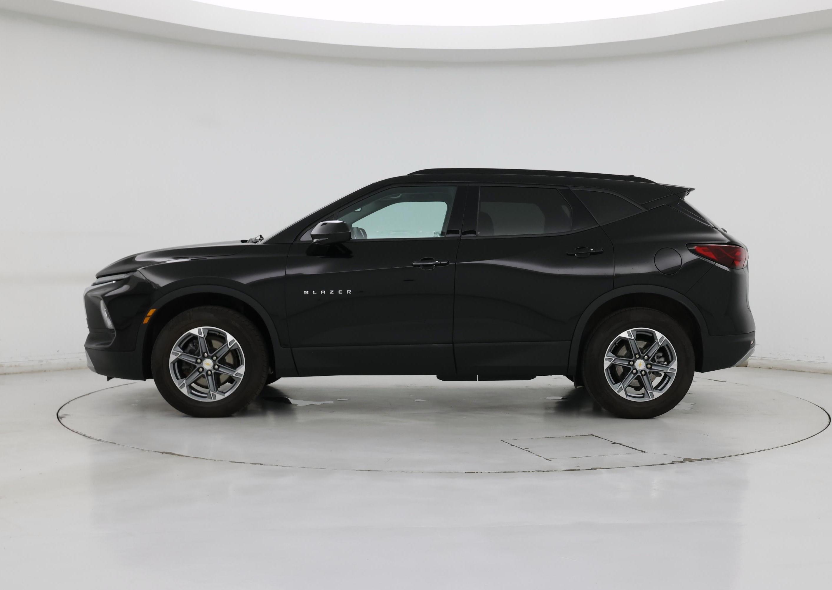 Thumbnail: 2024 Chevrolet Blazer - 3