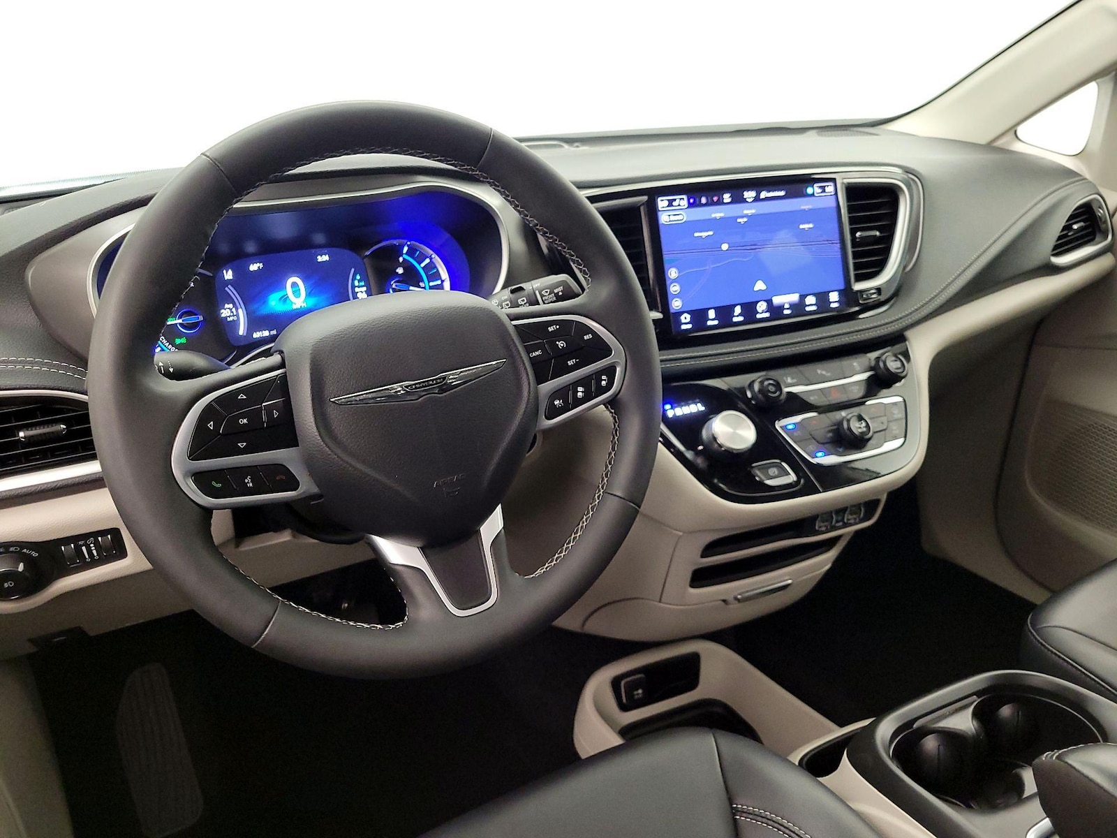 2024 Chrysler Pacifica PHEV Select - Photo 10