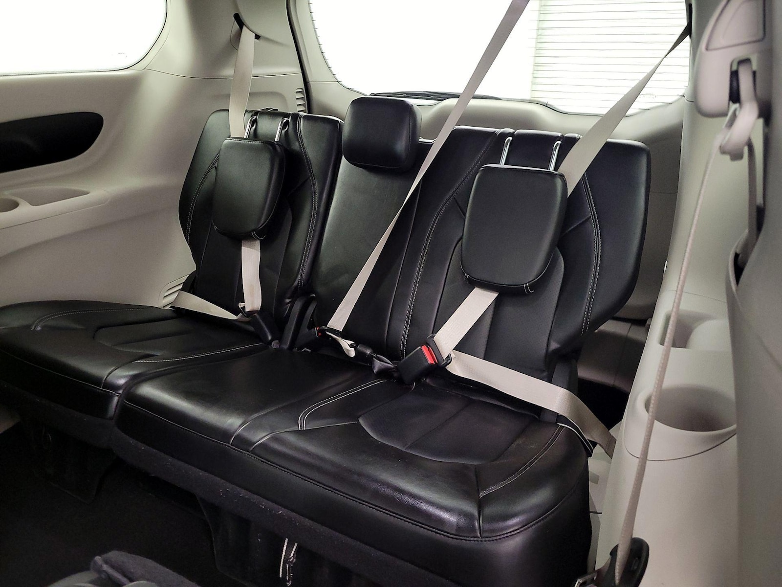 2024 Chrysler Pacifica PHEV Select - Photo 22