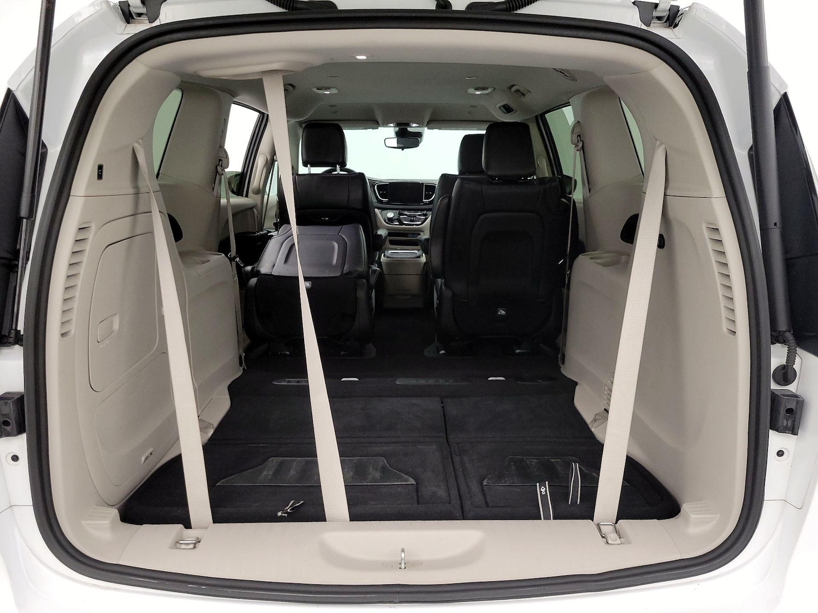 2024 Chrysler Pacifica PHEV Select - Photo 24