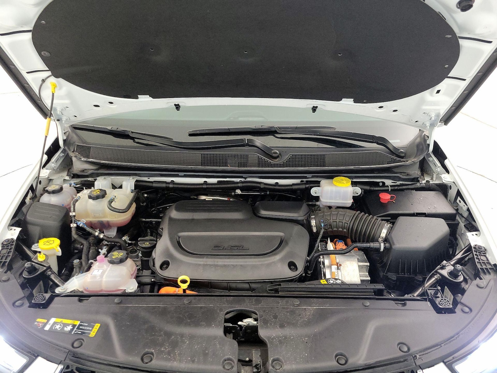 2024 Chrysler Pacifica PHEV Select - Photo 25