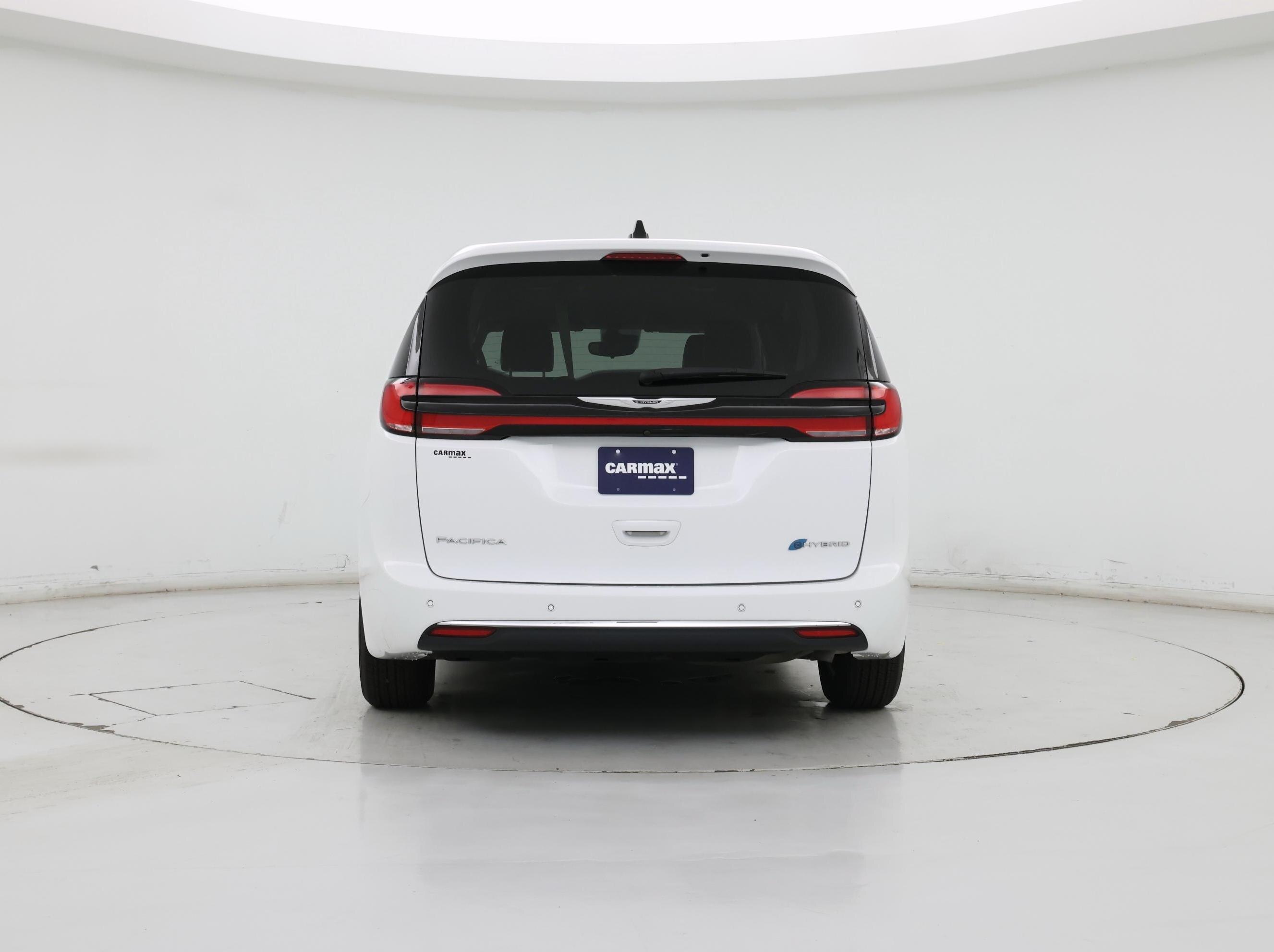 Thumbnail: 2024 Chrysler Pacifica - 6