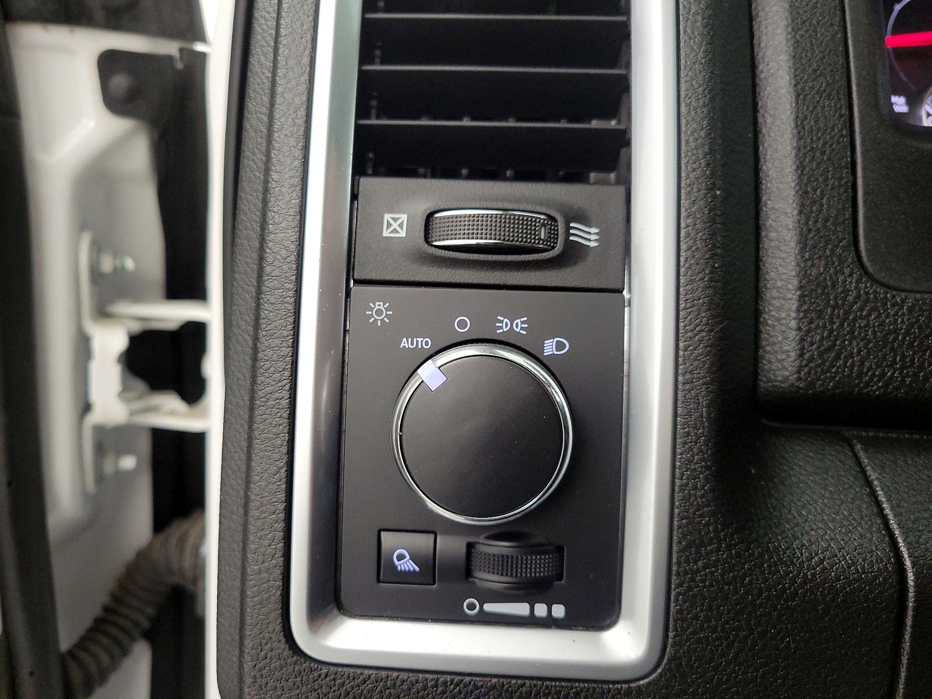 Thumbnail: 2024 RAM 1500 Classic - 13