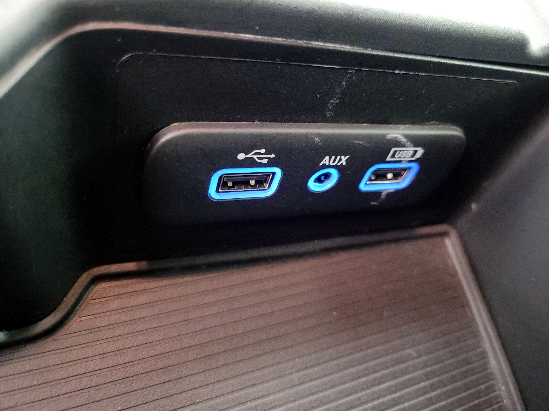 Thumbnail: 2024 RAM 1500 Classic - 18