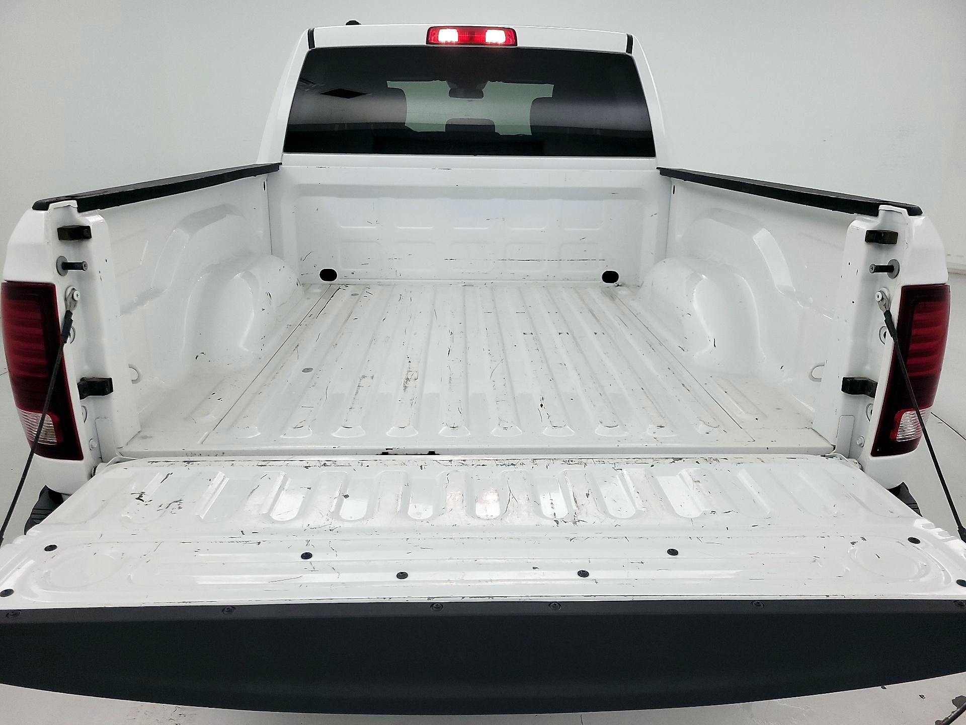 Thumbnail: 2024 RAM 1500 Classic - 20
