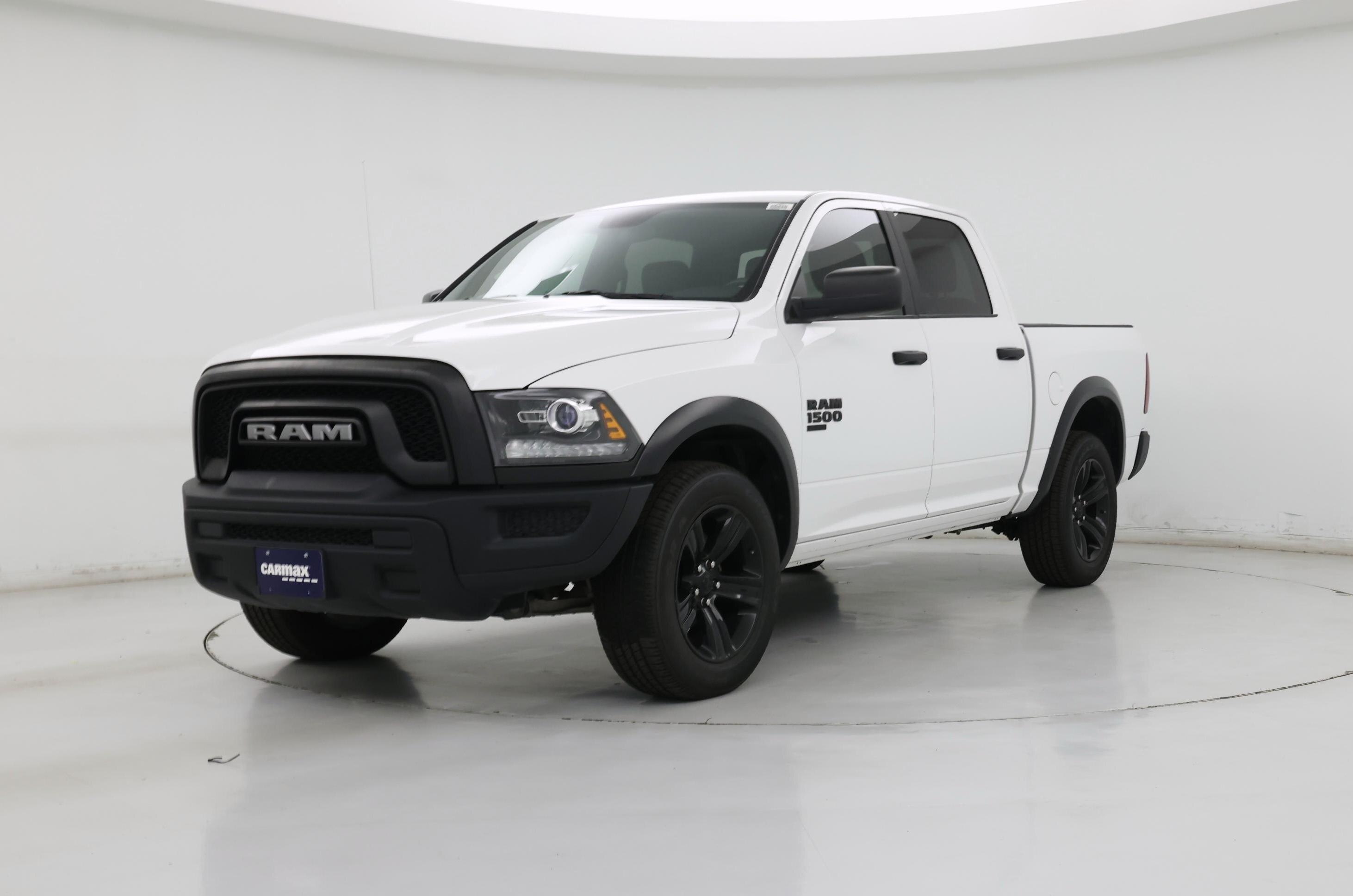 Thumbnail: 2024 RAM 1500 Classic - 4