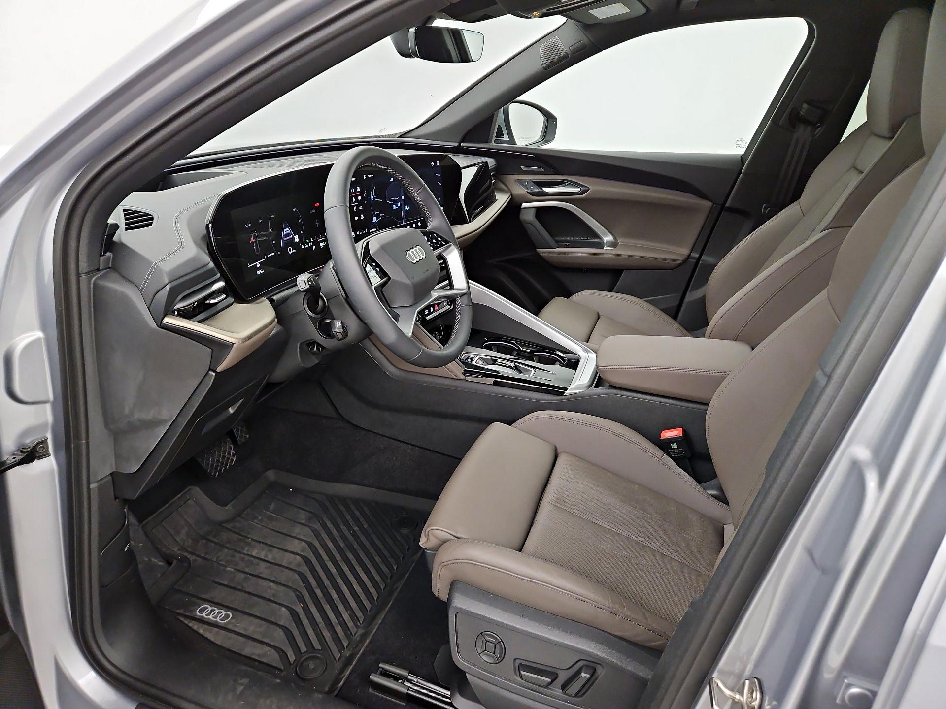 Thumbnail: 2025 Audi Q5 - 11