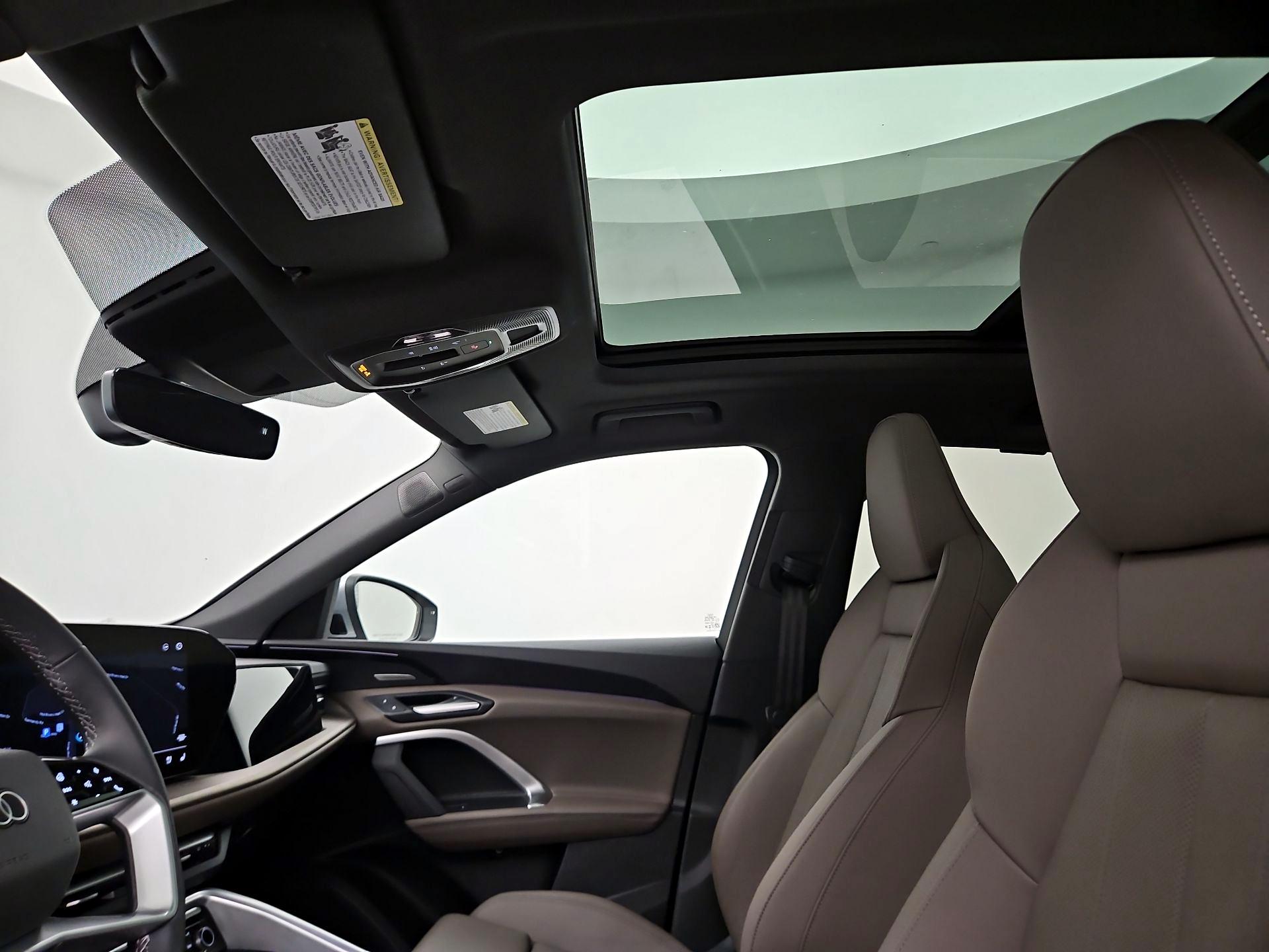 Thumbnail: 2025 Audi Q5 - 19