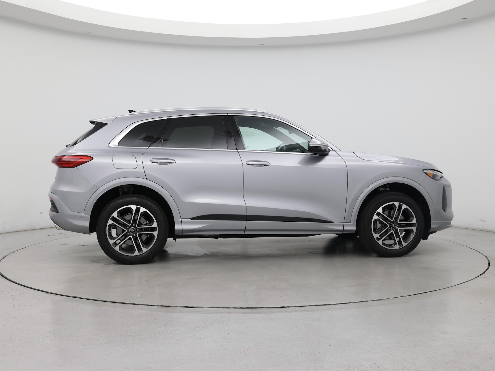 2025 Audi Q5 Premium Plus - Photo 8