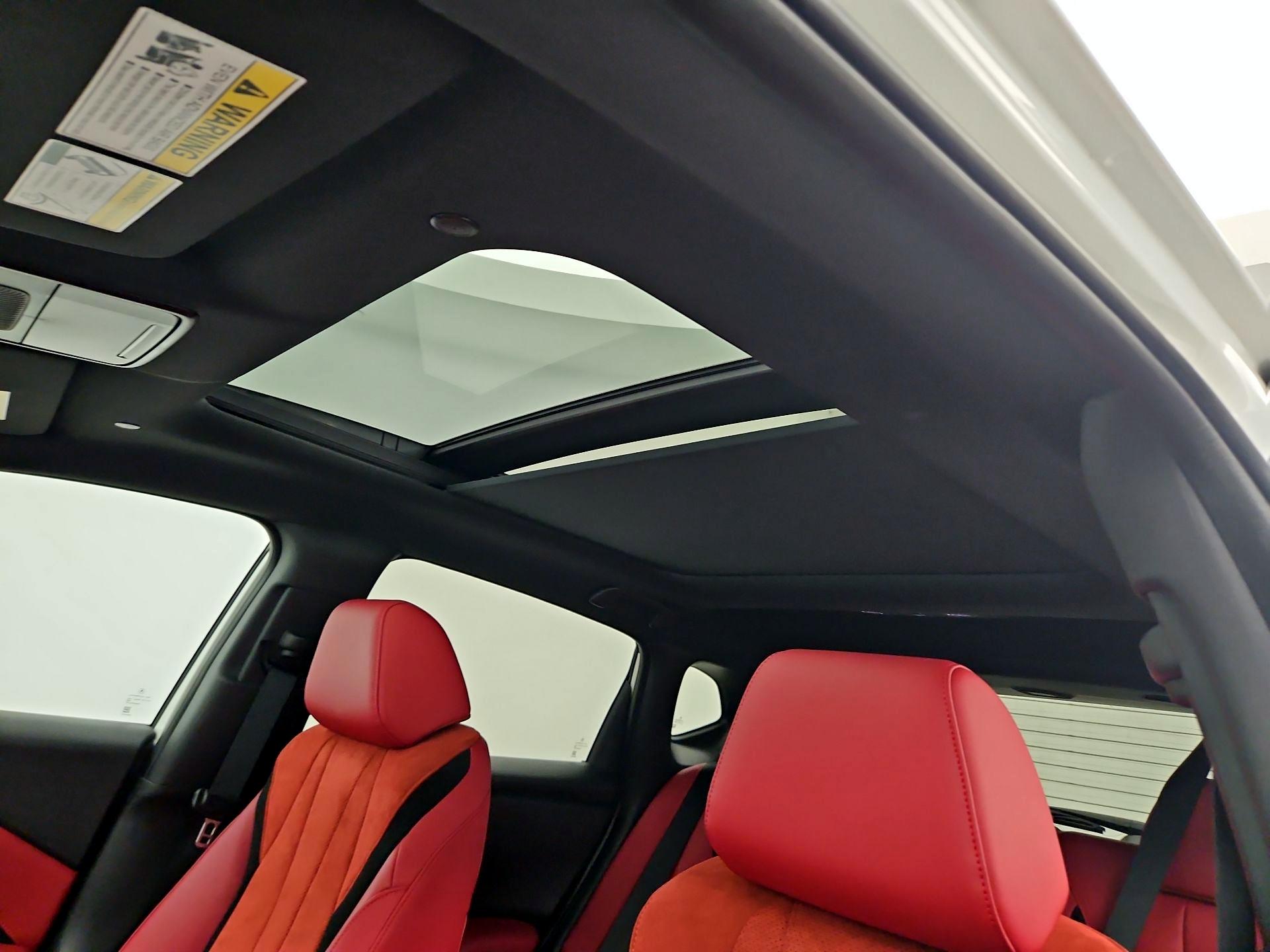Thumbnail: 2025 Acura ADX - 19