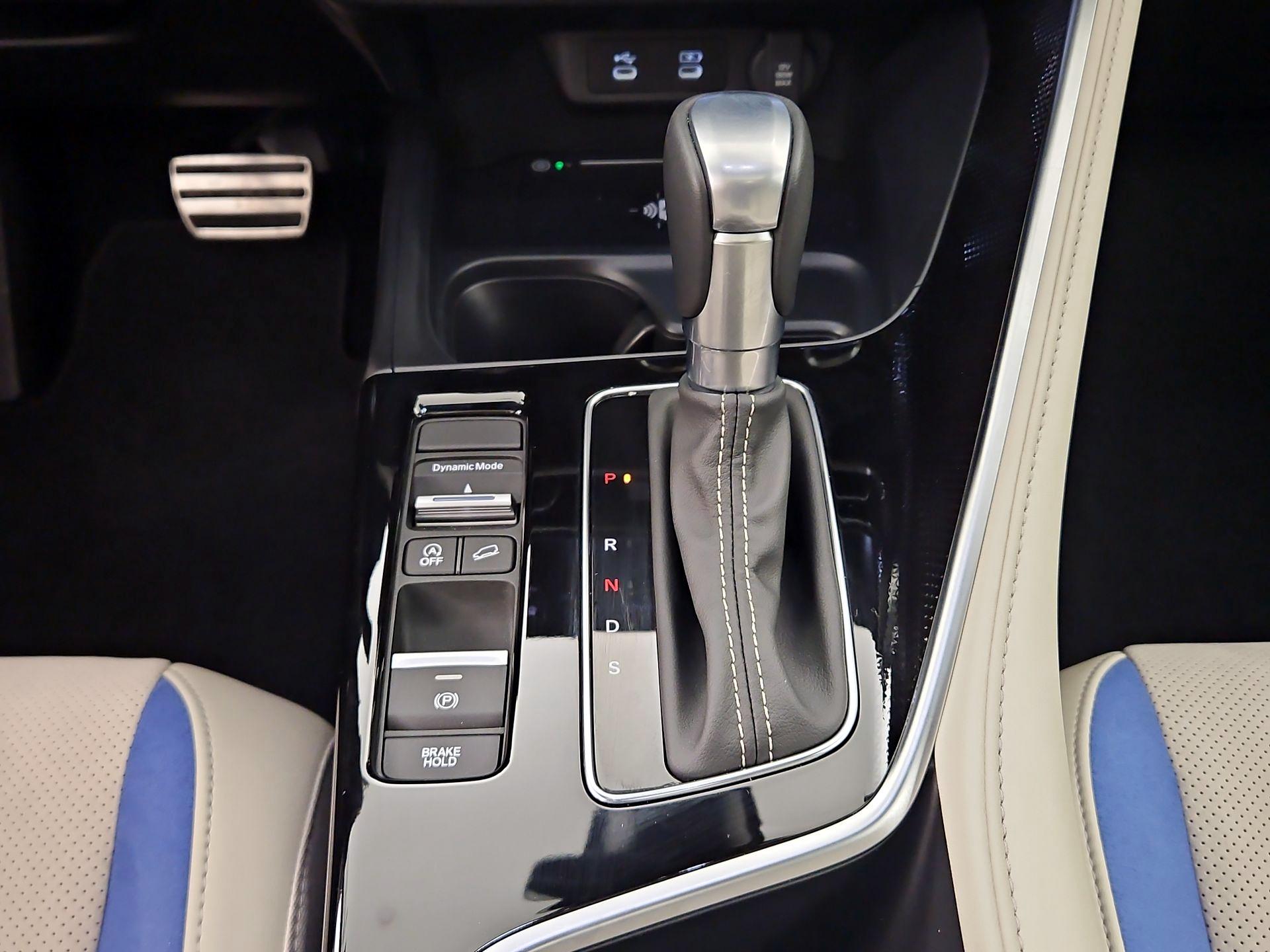 Thumbnail: 2025 Acura ADX - 17