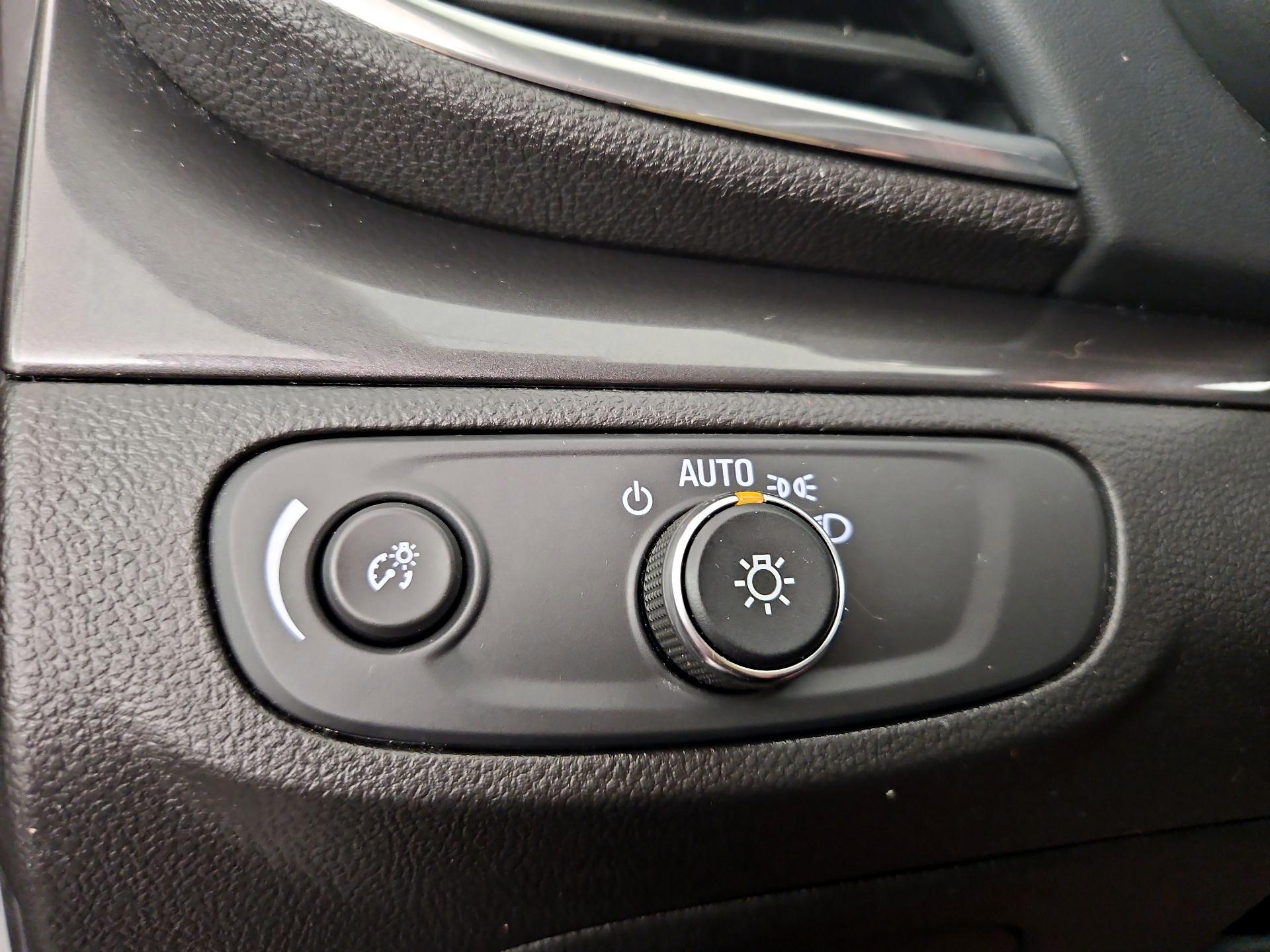 Thumbnail: 2019 Buick Encore - 13