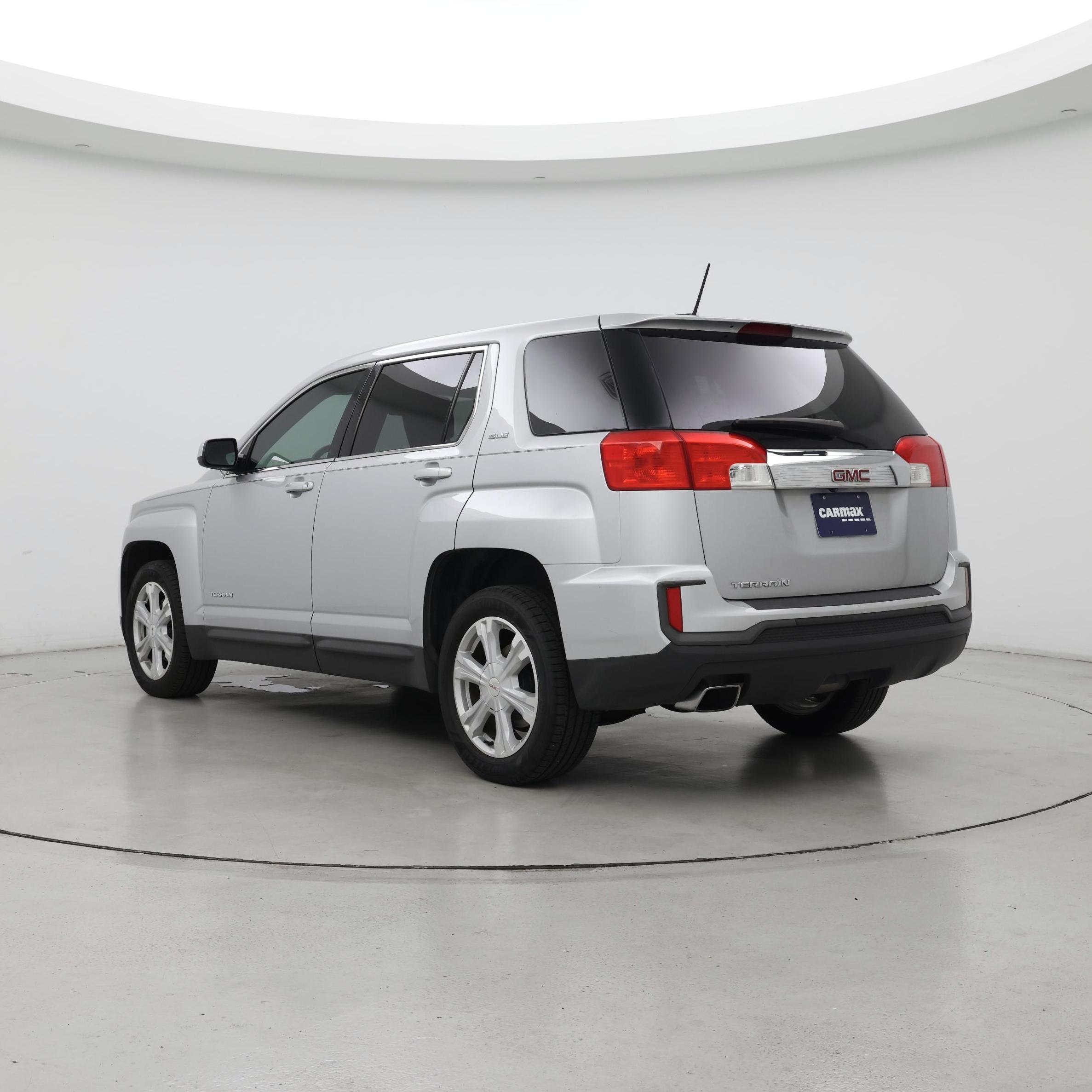 Thumbnail: 2017 GMC Terrain - 2