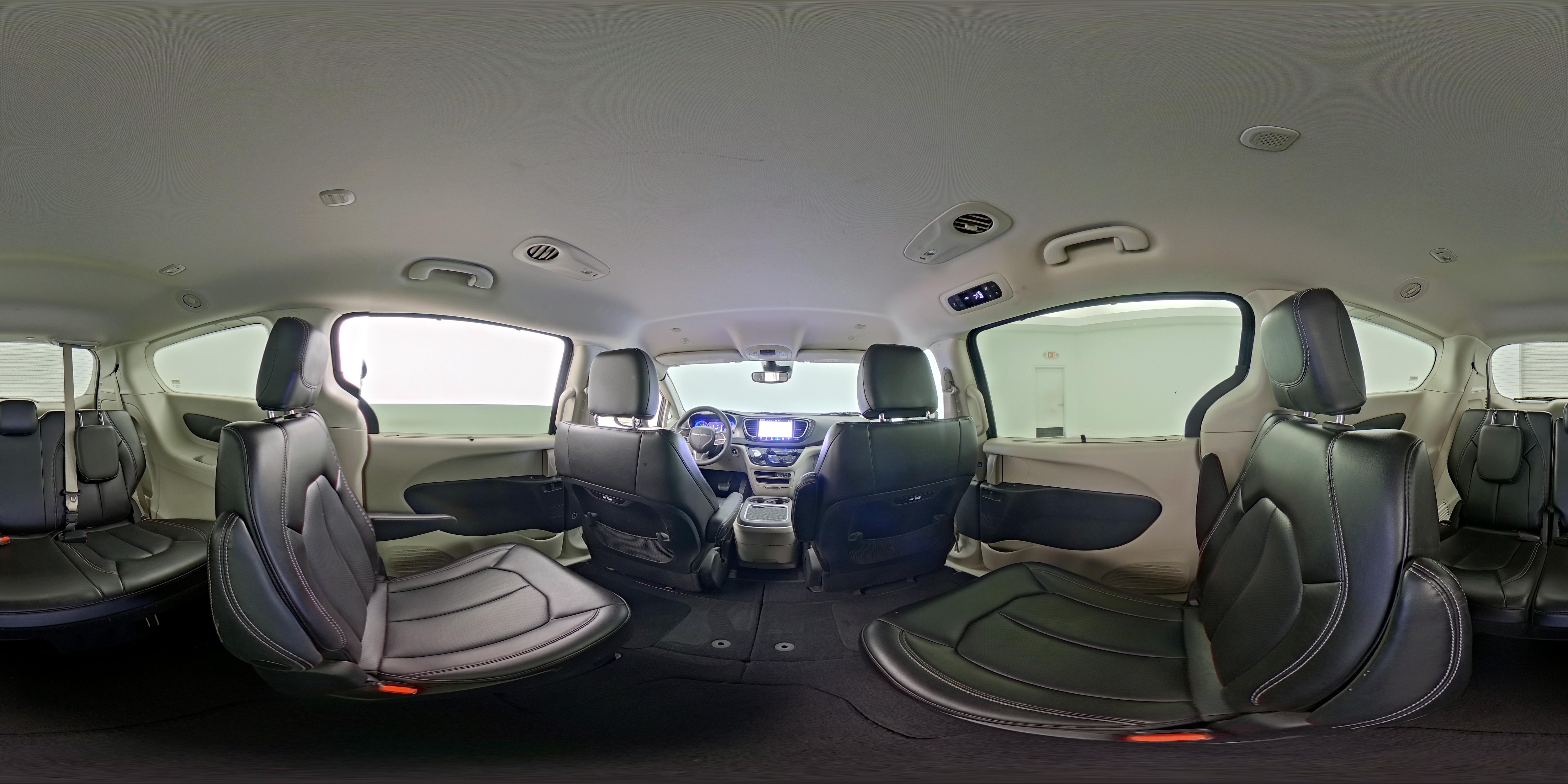 2023 Chrysler Pacifica Touring L - Photo 26