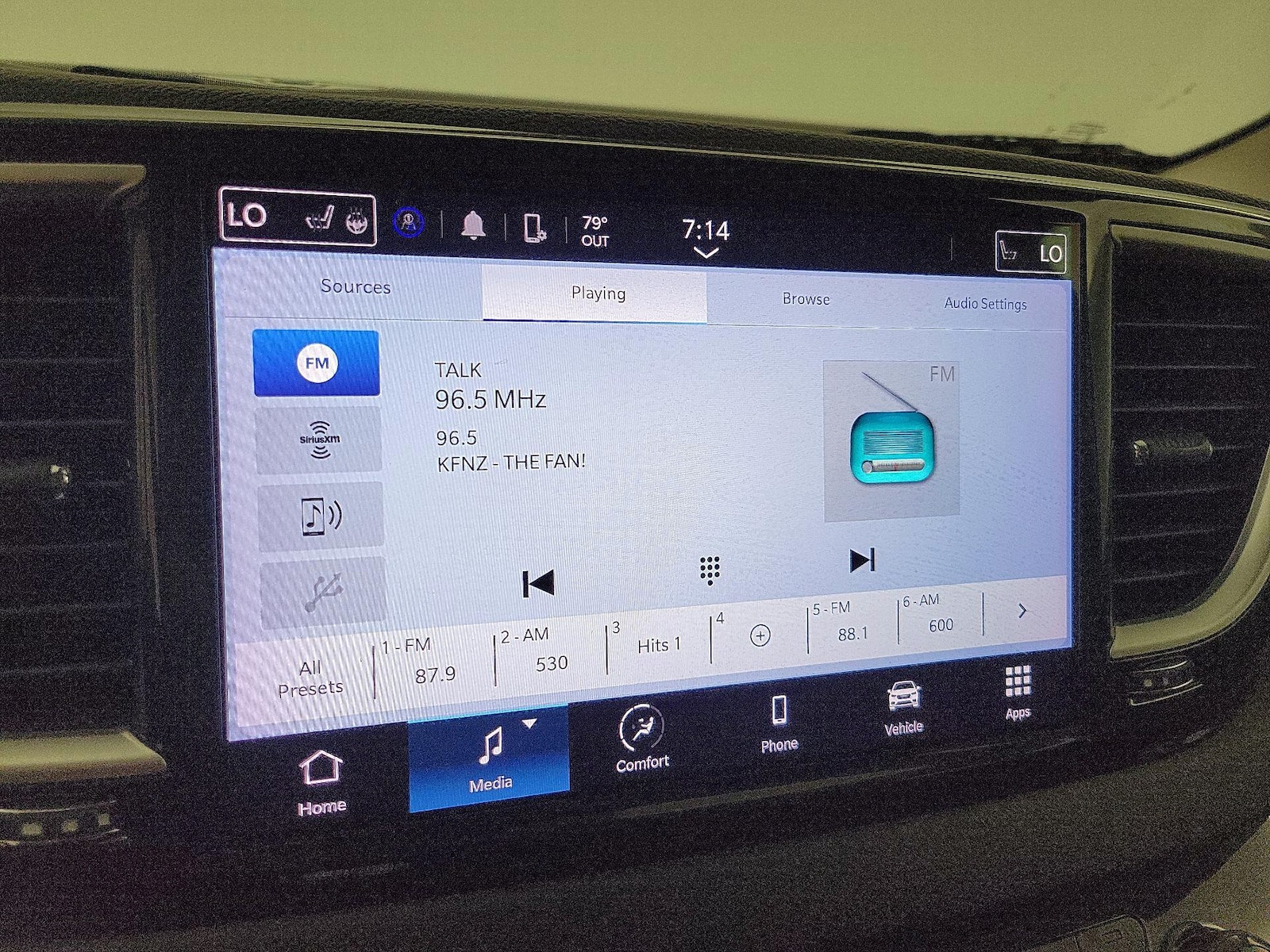 2023 Chrysler Pacifica Touring L - Photo 16