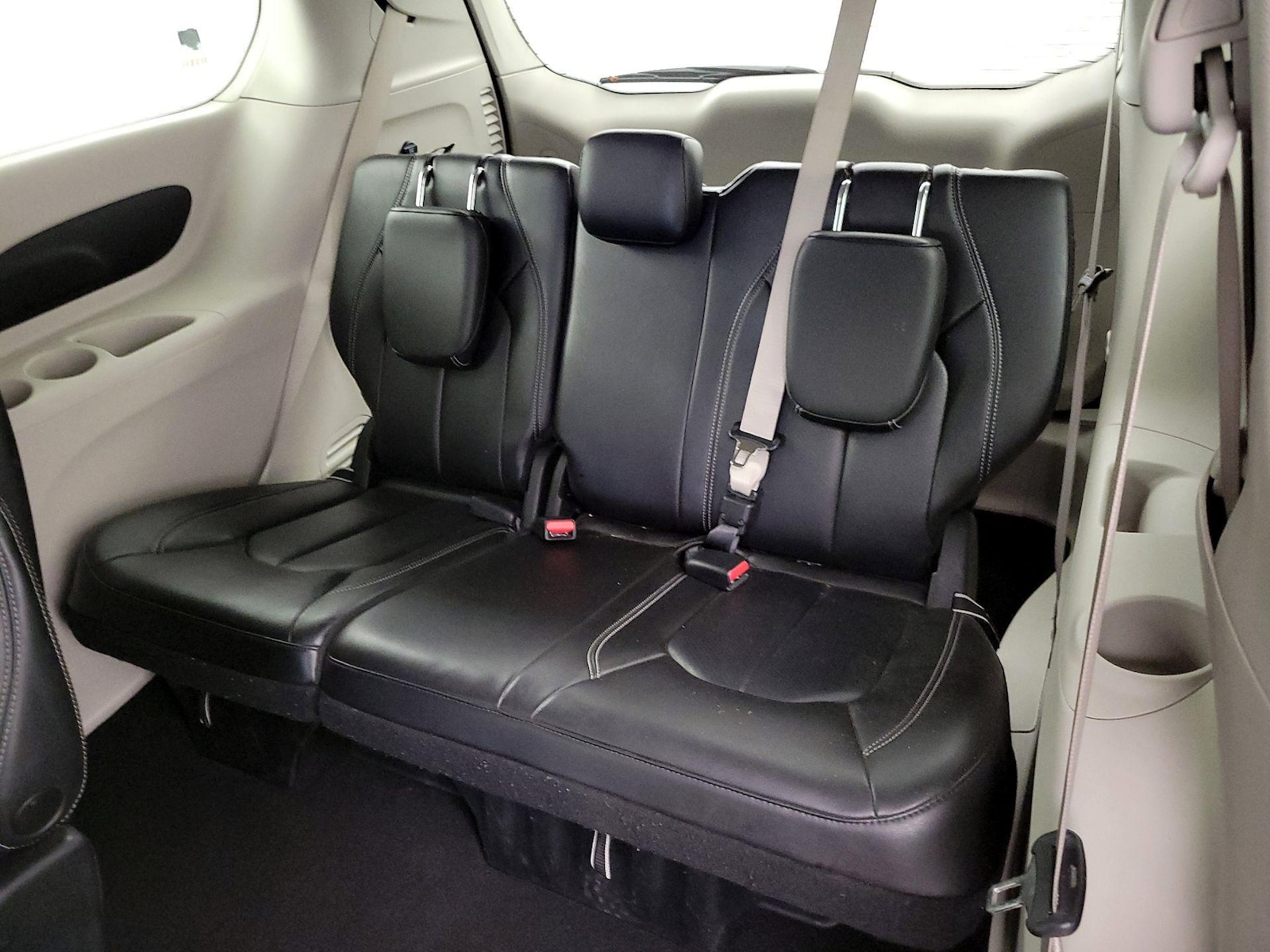 2023 Chrysler Pacifica Touring L - Photo 21