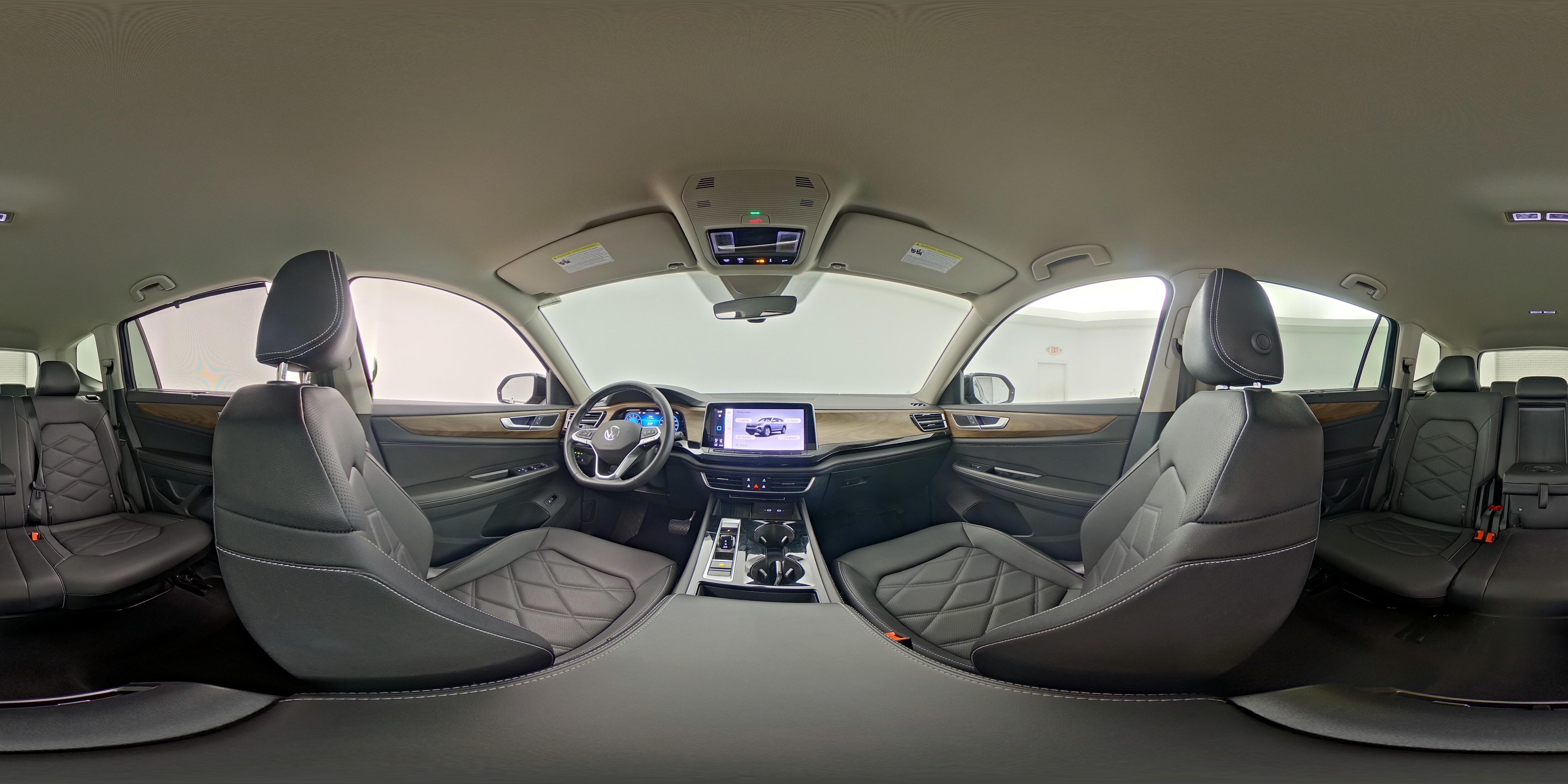 2025 Volkswagen Atlas SE w/Tech - Photo 26