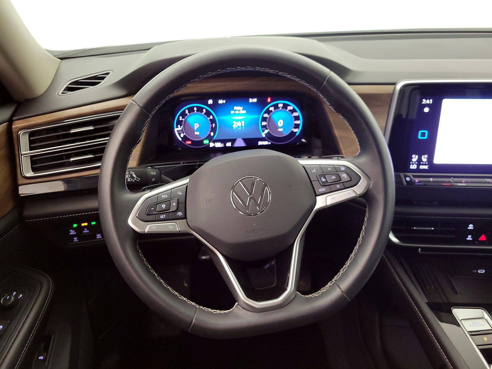 Thumbnail: 2025 Volkswagen Atlas - 10