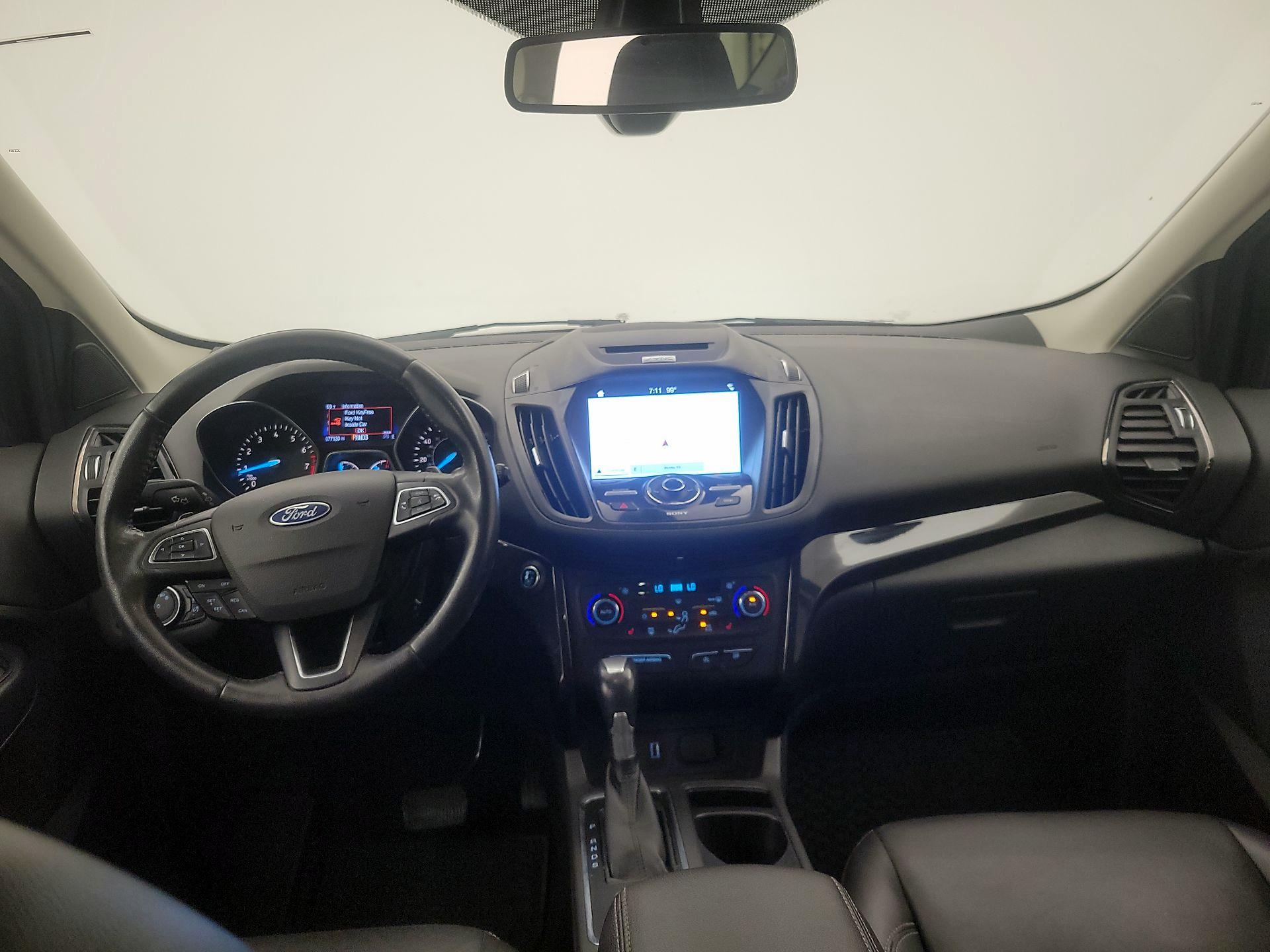 Thumbnail: 2017 Ford Escape - 9