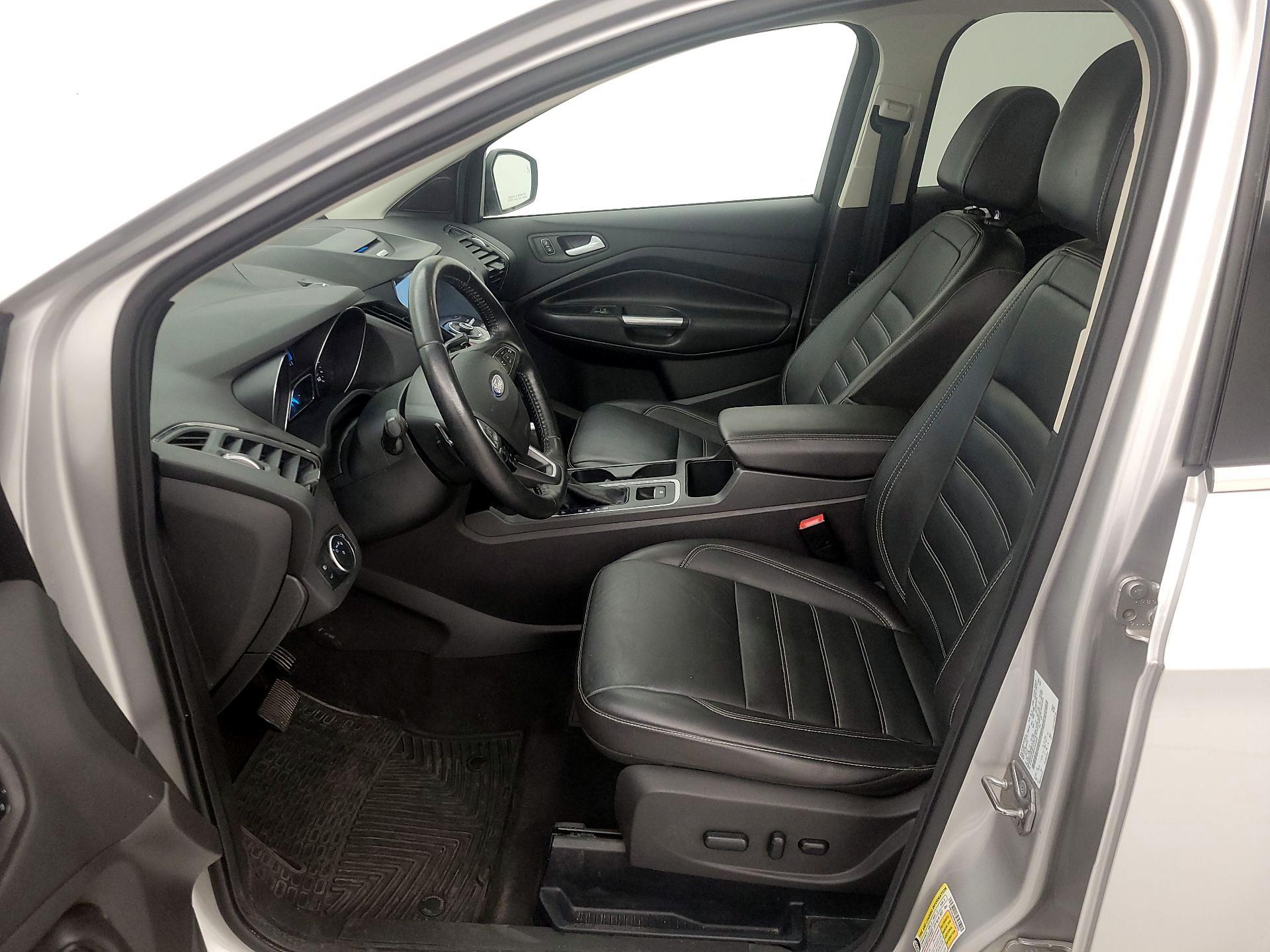 Thumbnail: 2017 Ford Escape - 11
