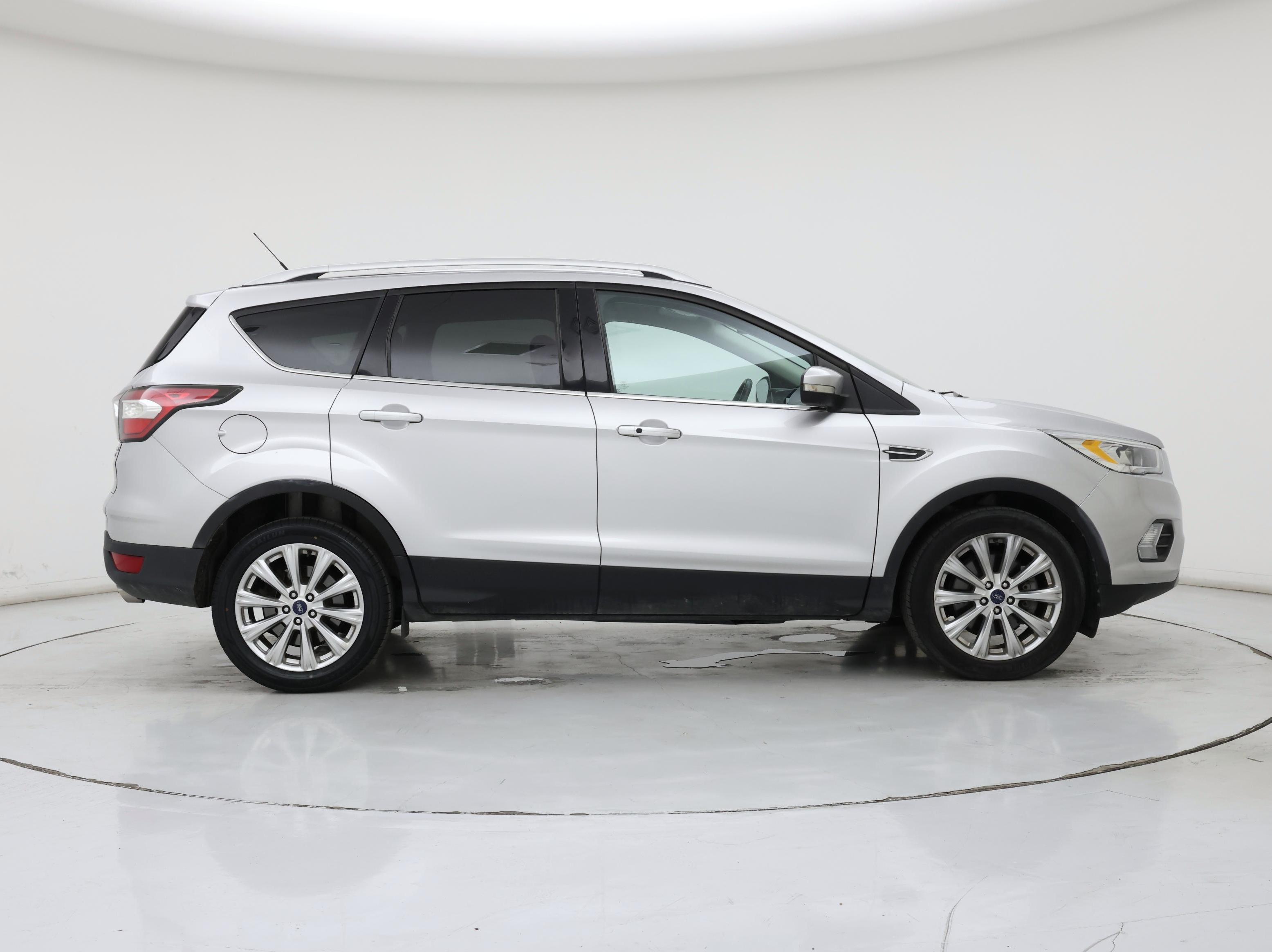 Thumbnail: 2017 Ford Escape - 7