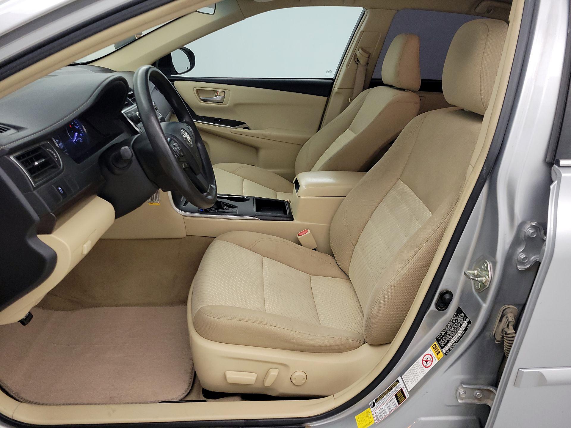 Thumbnail: 2016 Toyota Camry - 11