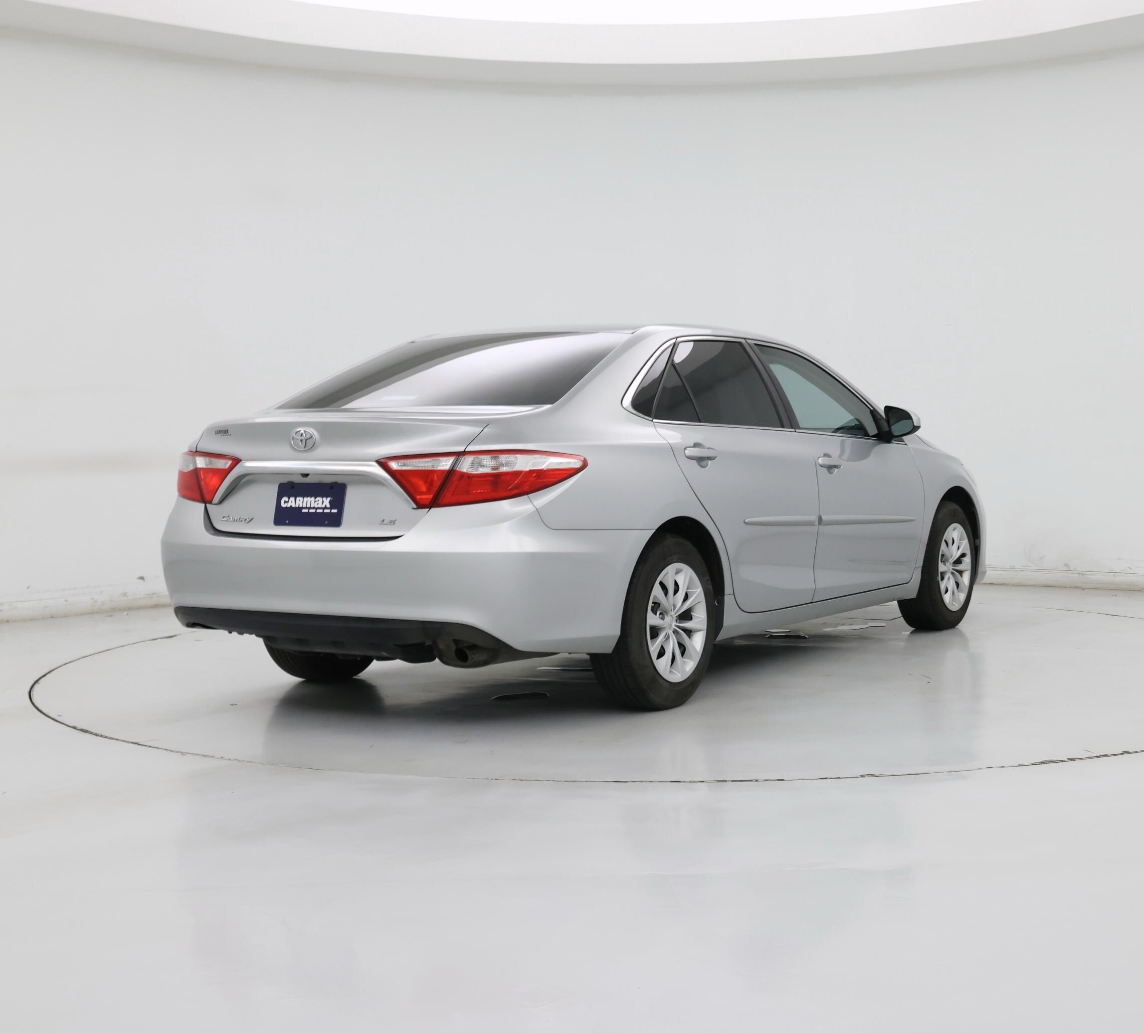 Thumbnail: 2016 Toyota Camry - 8