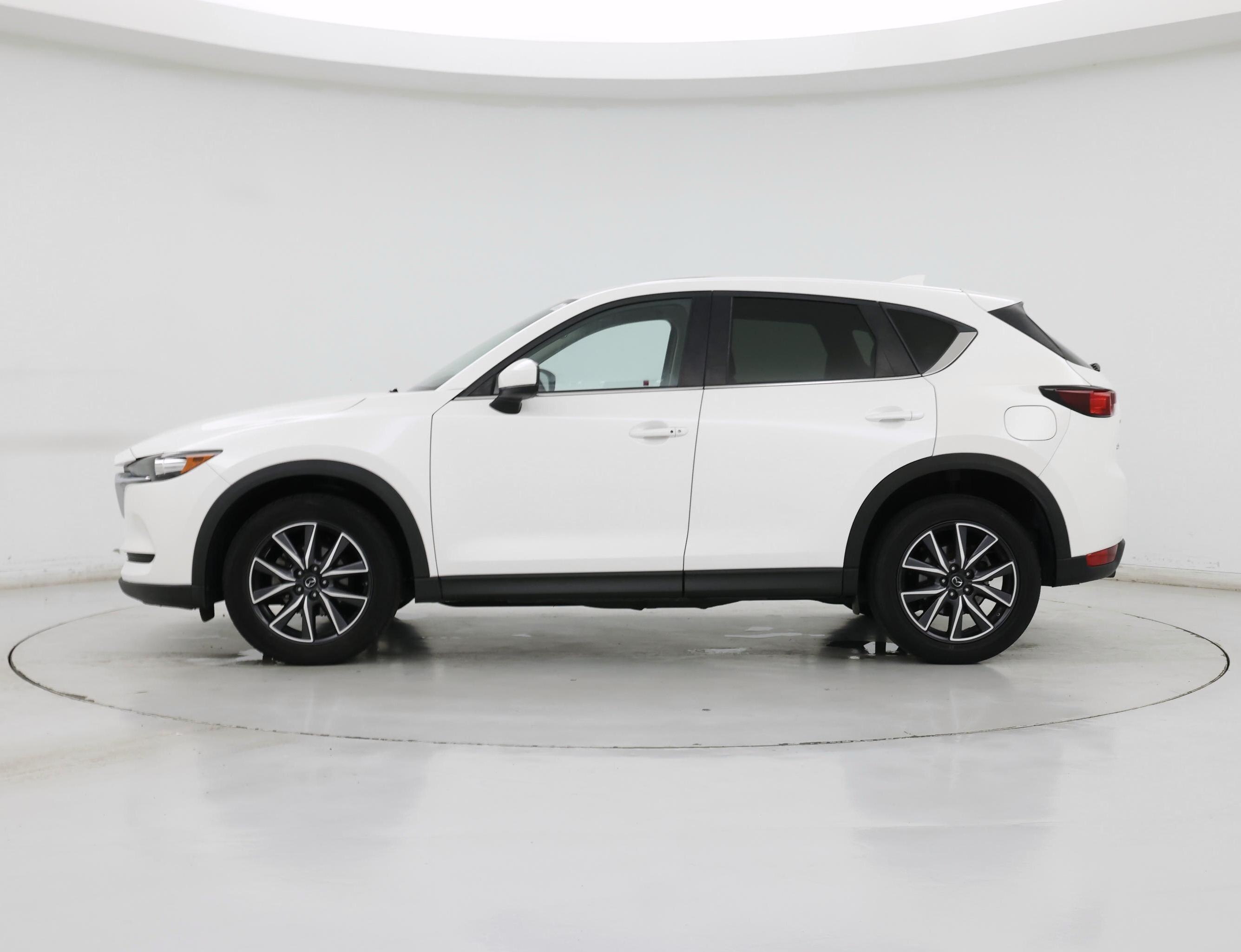 Thumbnail: 2018 Mazda CX-5 - 3