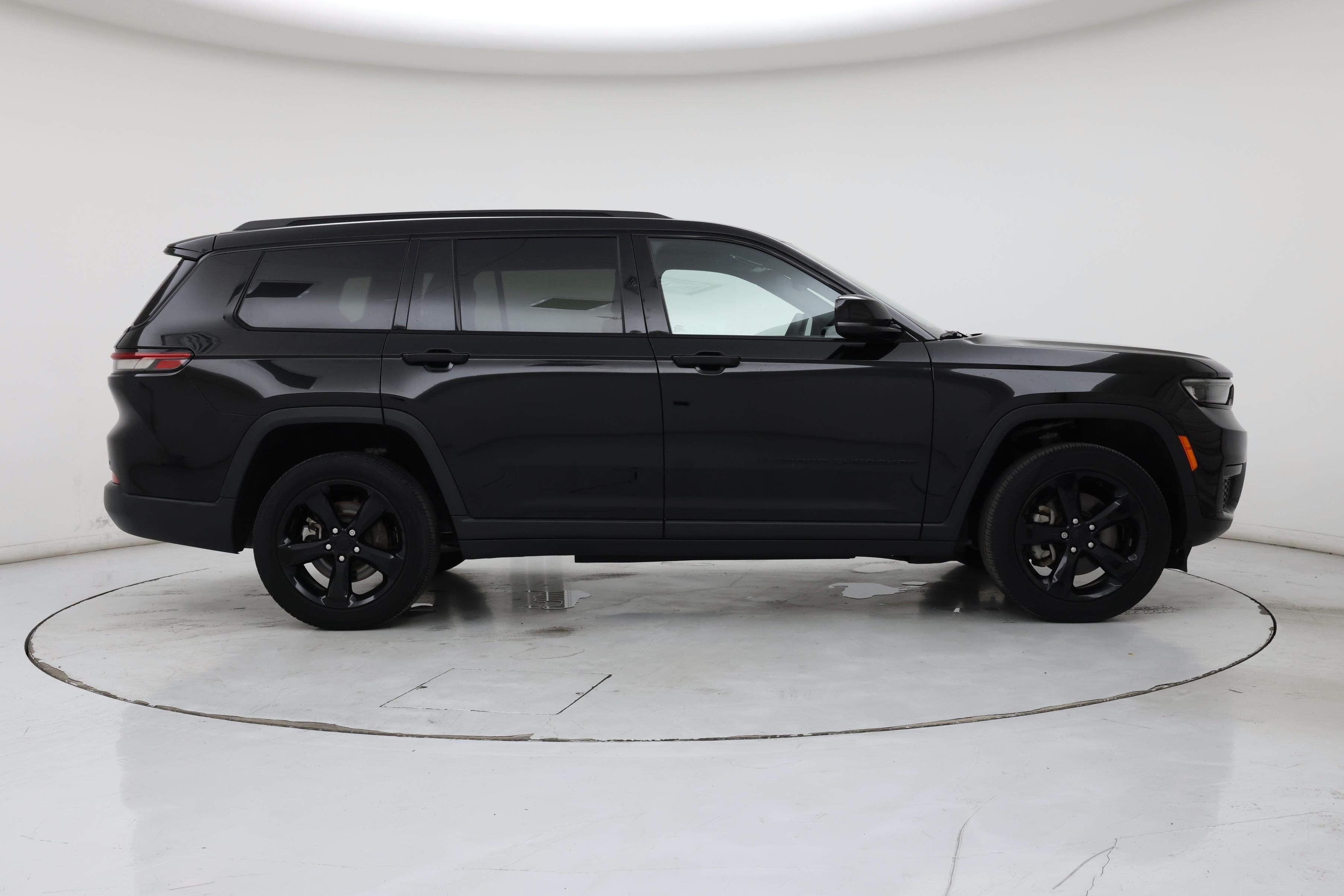 Thumbnail: 2023 Jeep Grand Cherokee L - 7