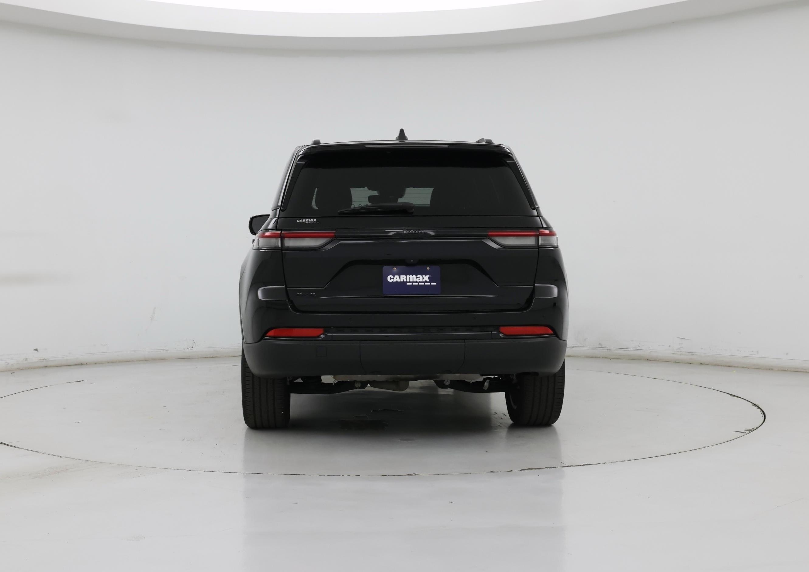 Thumbnail: 2023 Jeep Grand Cherokee - 6